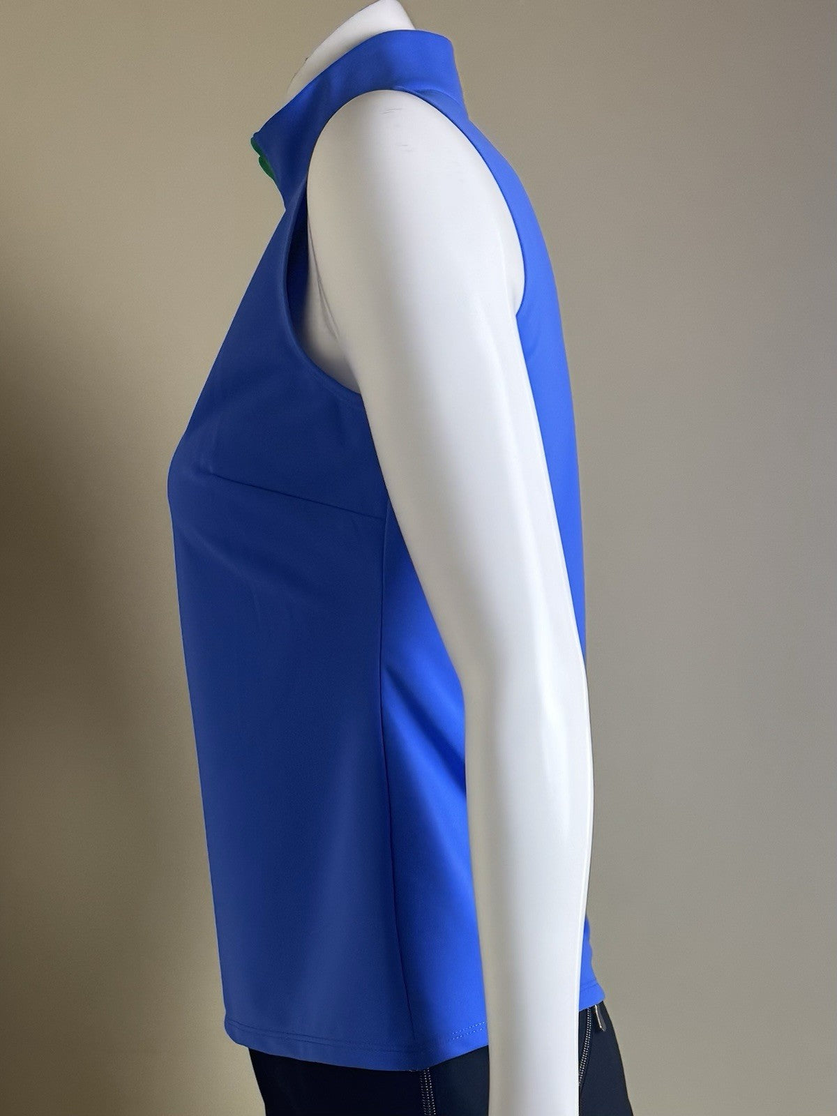 Melly M Blue White Delray 1/4 Zip Sleeveless Golf Tennis Top Size L.  (B.159/1)