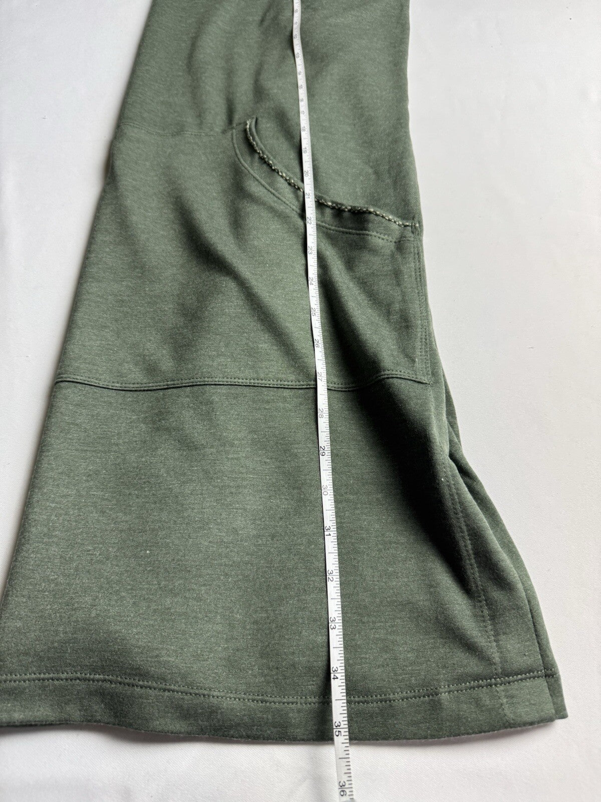 $98 Max Studio Women’s Green Army Dress Sz L        (B.38)