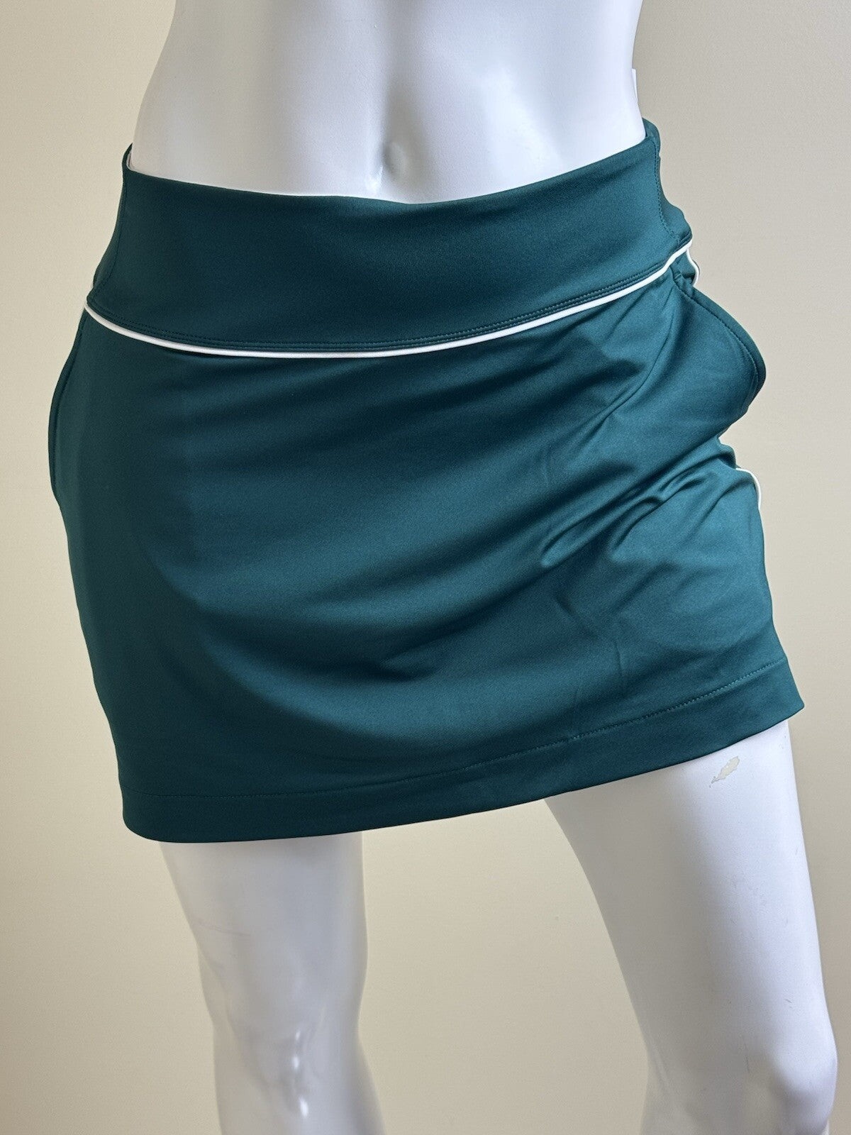 PUMA Women's Golf Tennis Skort Skirt Sz S (B.137/7)
