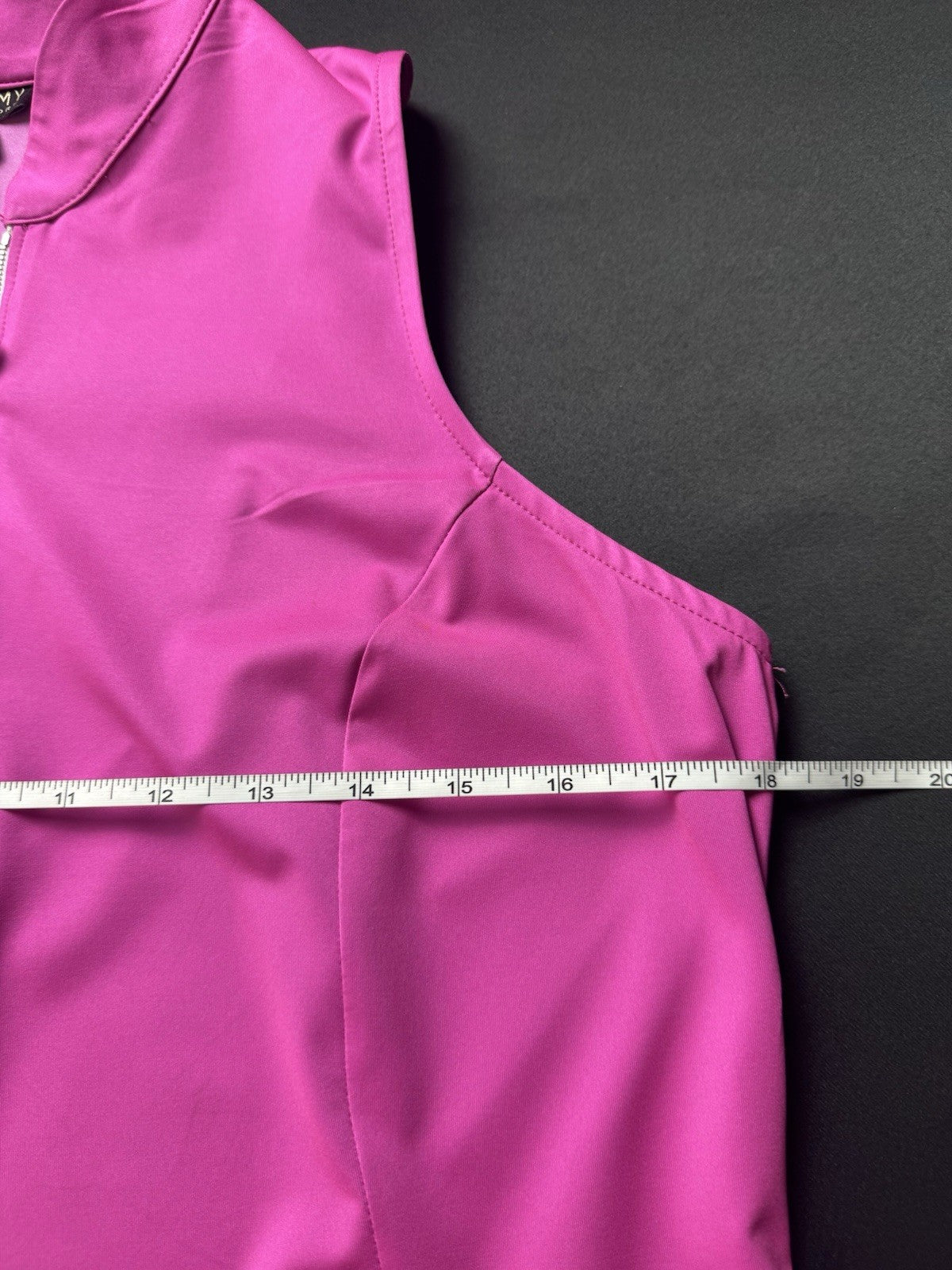 Amy Sport Women's Golf Shirt Sz M.      (B.157)