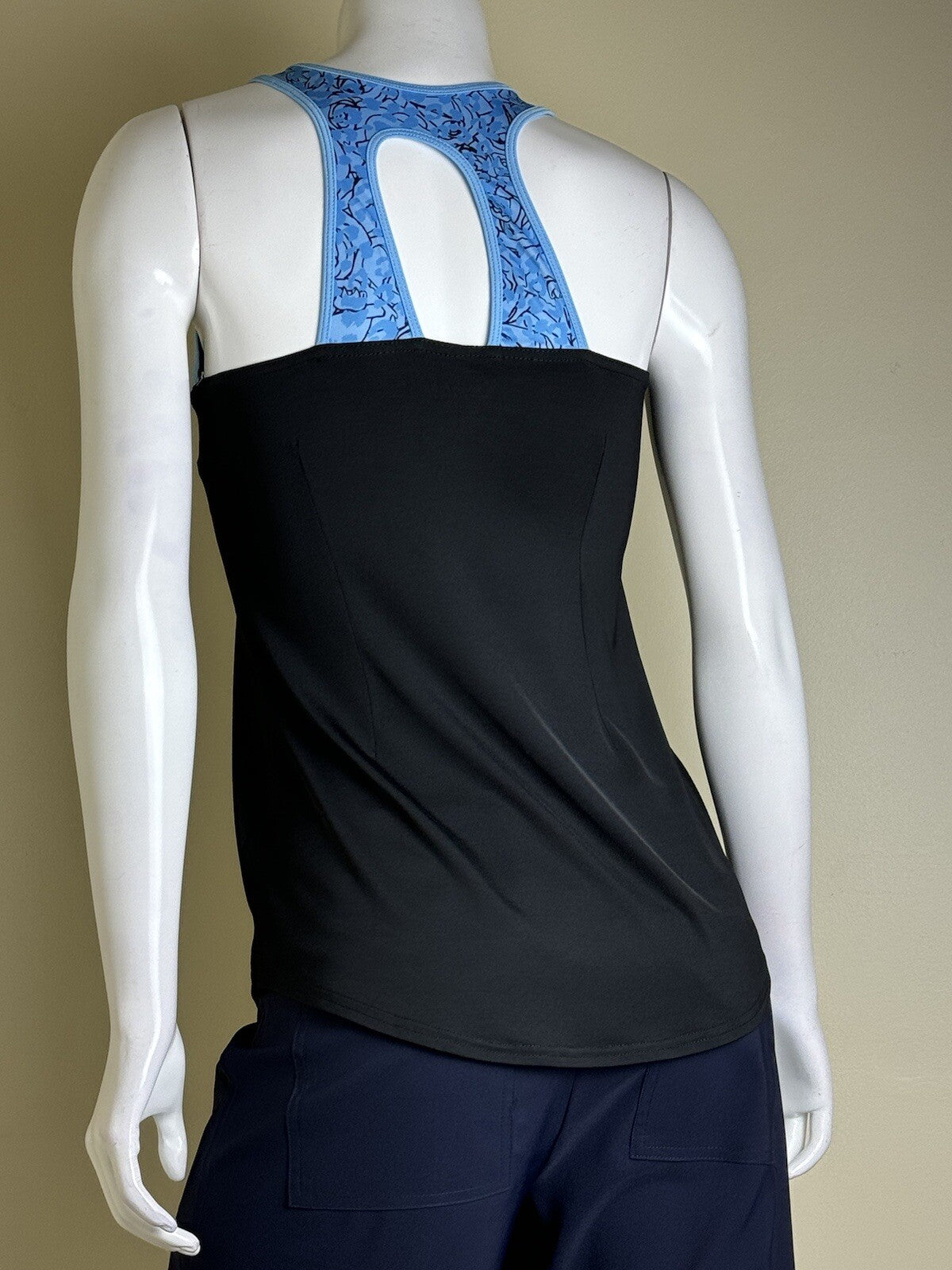 JOFIT Women's Golf Tank/Top Size S.   (B.78)