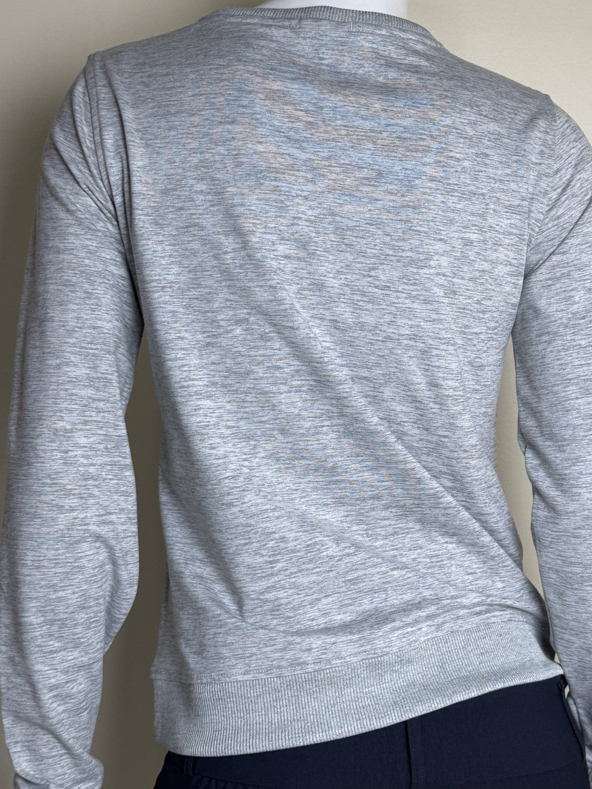 Puma Women's Golf Sweater Gray Size XS.   (B.038)