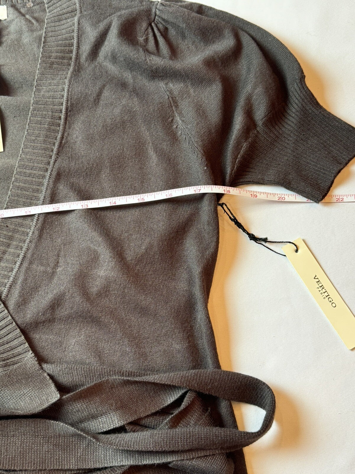 $160 Vertigo Women’s Cardigan Blouse Sz L Brown Short Sleeve.    (B.55)