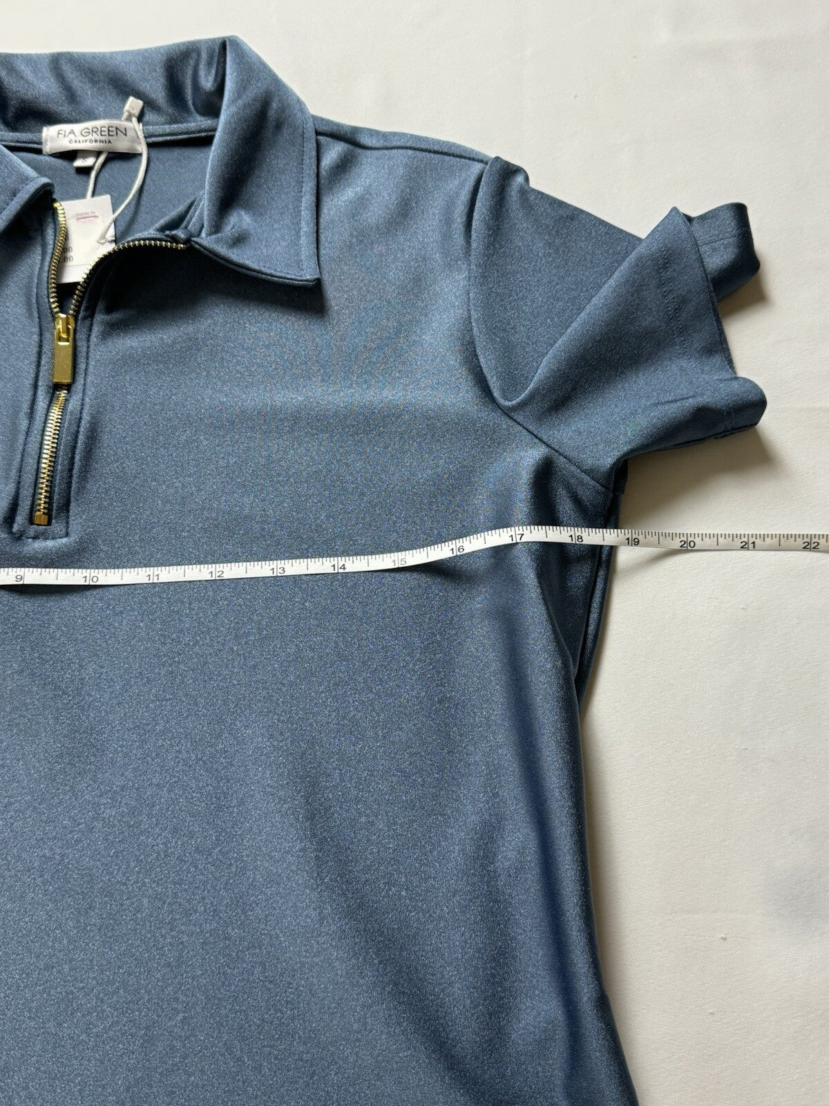 FIA Green California Women’s Top Sz S Golf Shirt. (B.95)