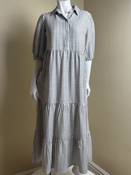 $168 Max Studio Women’s Stripes Dress Sz M  (B.172)