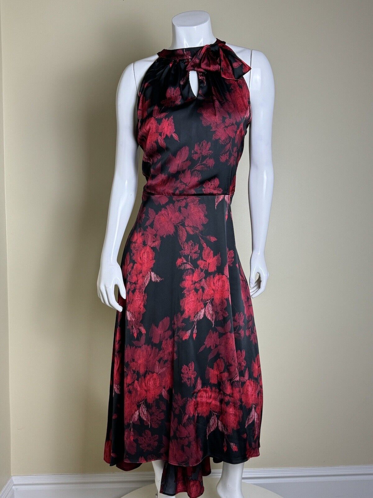 Chetta B Dress Women’s Size XL Black Red Floral. (57)