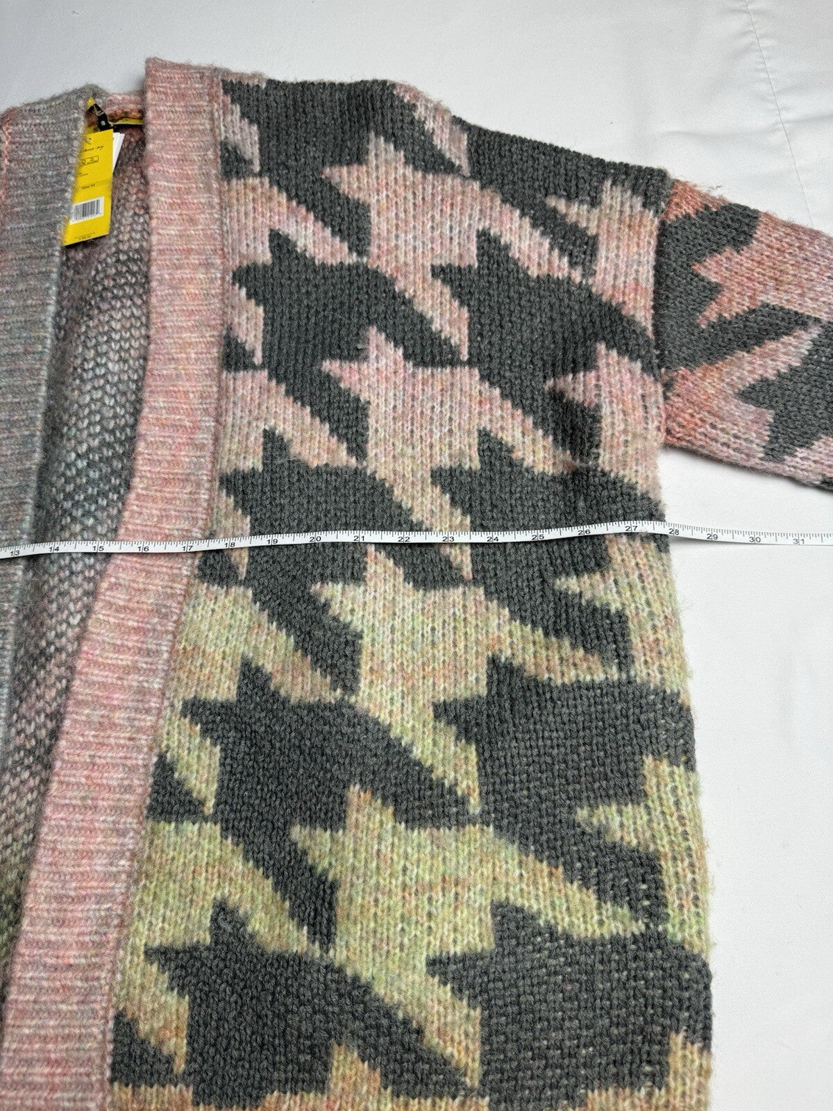 $99 Circus NY Women’s Houndstooth Cardigan Sweater Size M. (B.101)