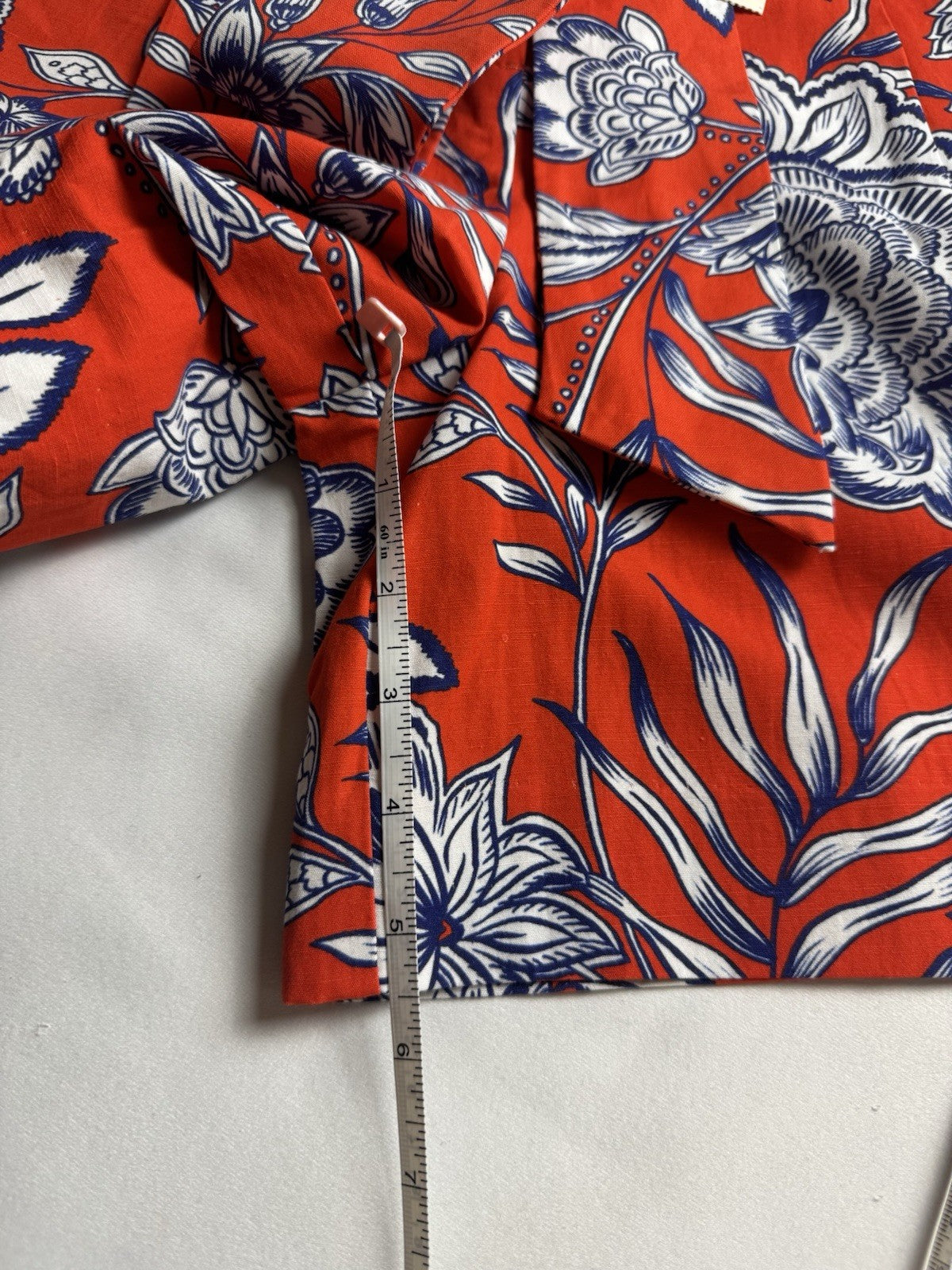 Tyler Boe Women’s Shorts Floral High Waist Belted Sz 6.    (B.164)