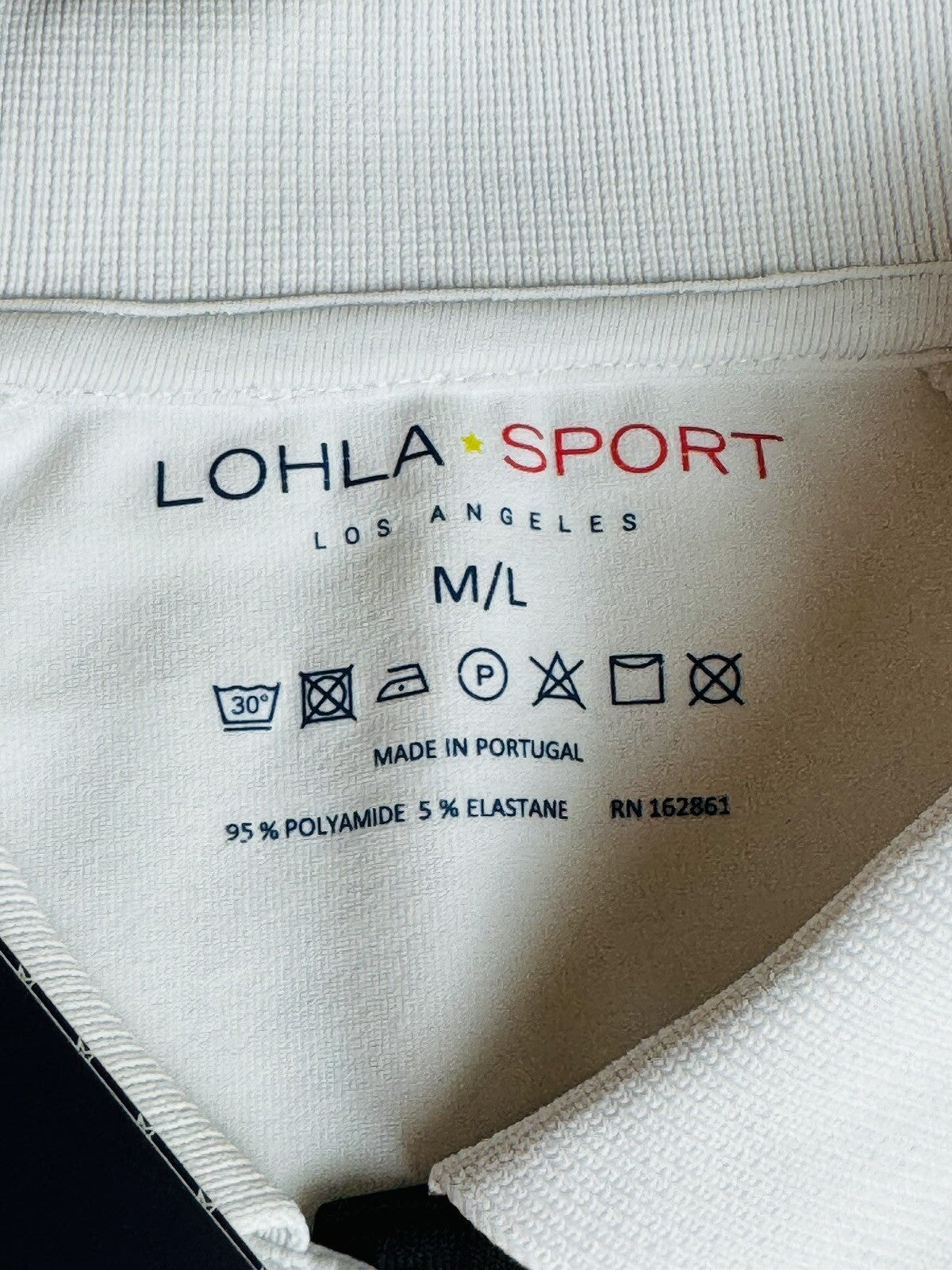 Lohla Sport Women’s Top Sz M/L Golf shirt.  (B.61)