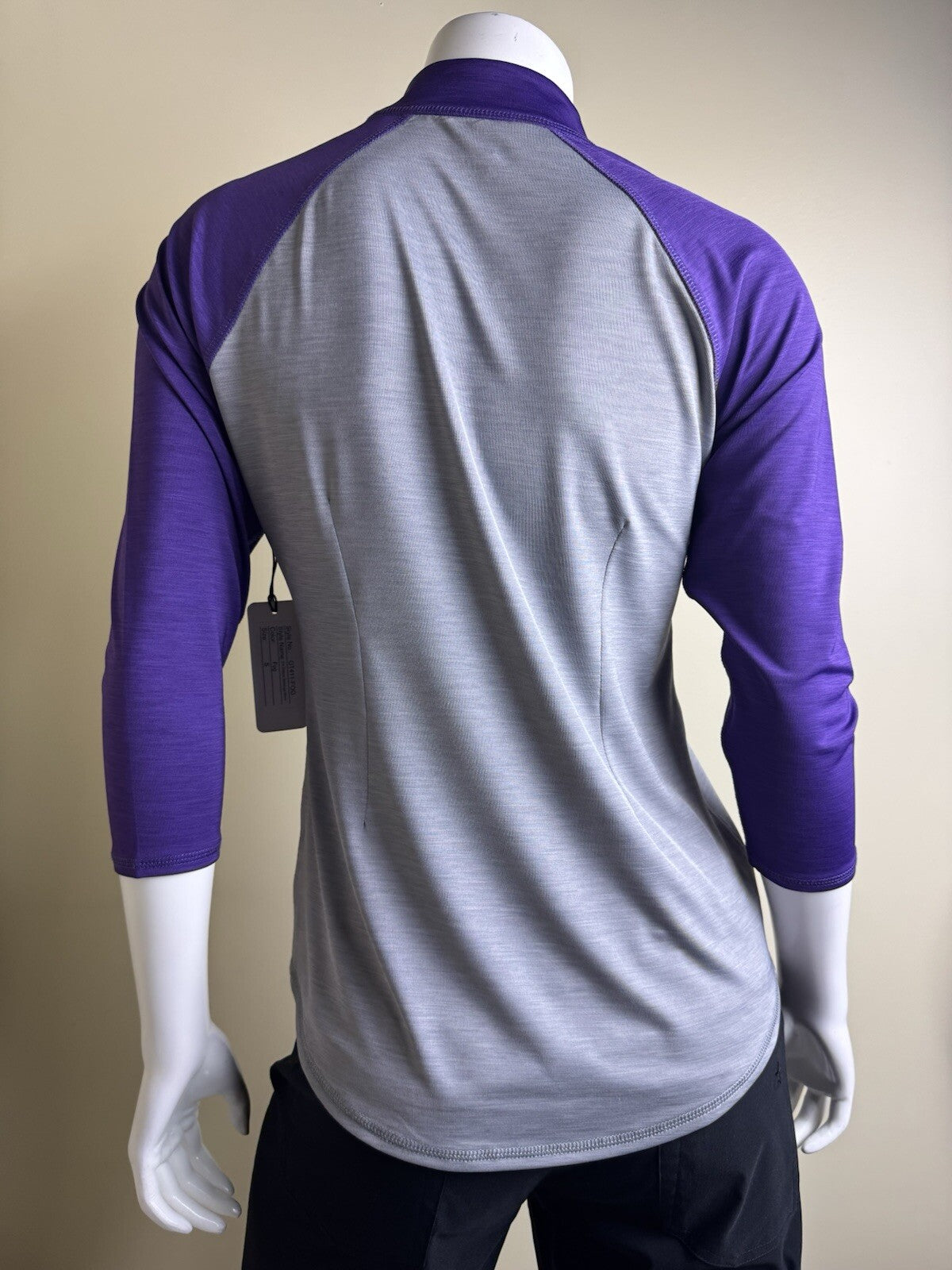 Jofit Women's Golf Sweatshirt Sz S.      (B.128)