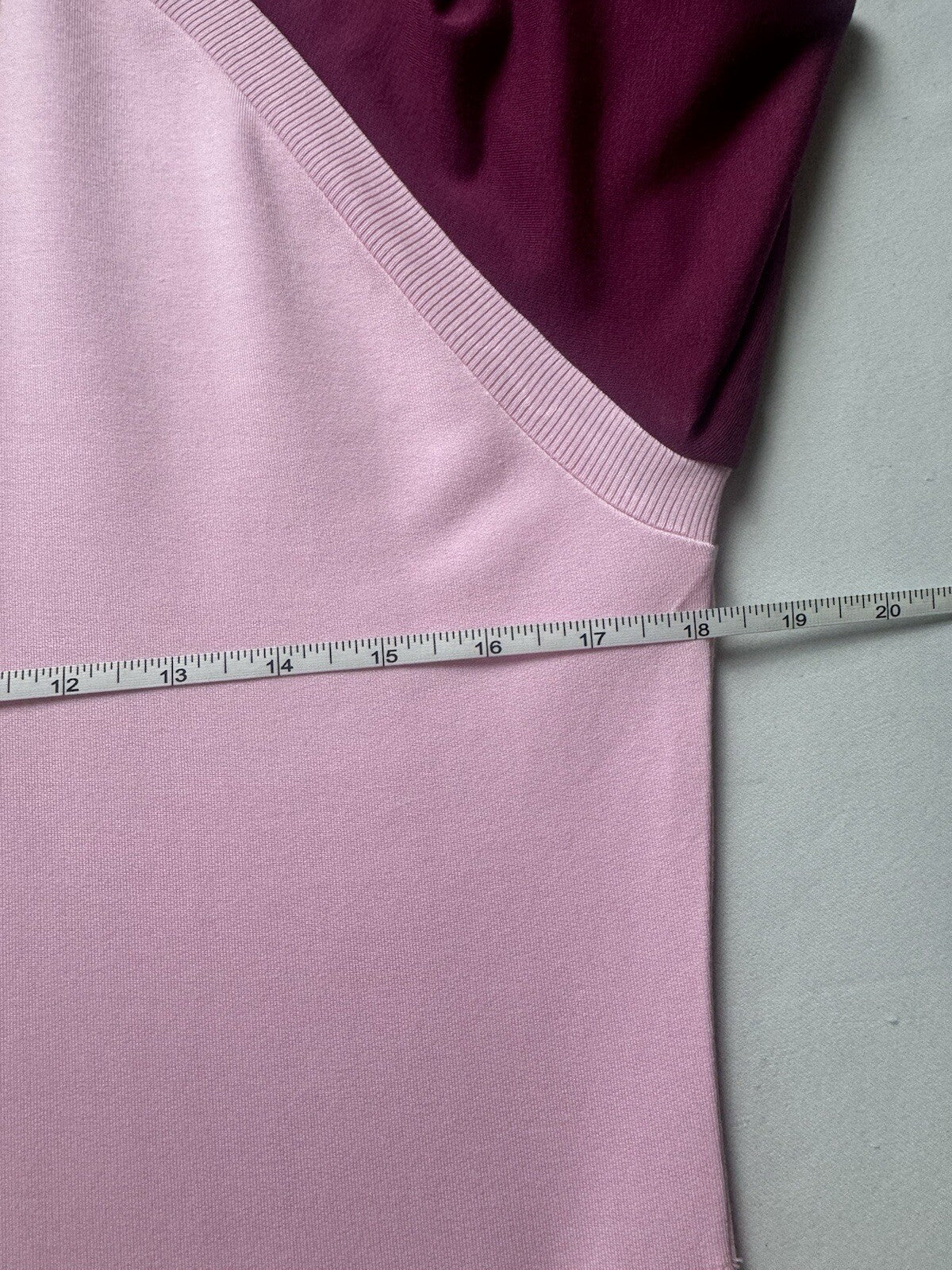 FJ FootJoy Women's Golf Hooded Sweatshirt Sz S.    (B.105)