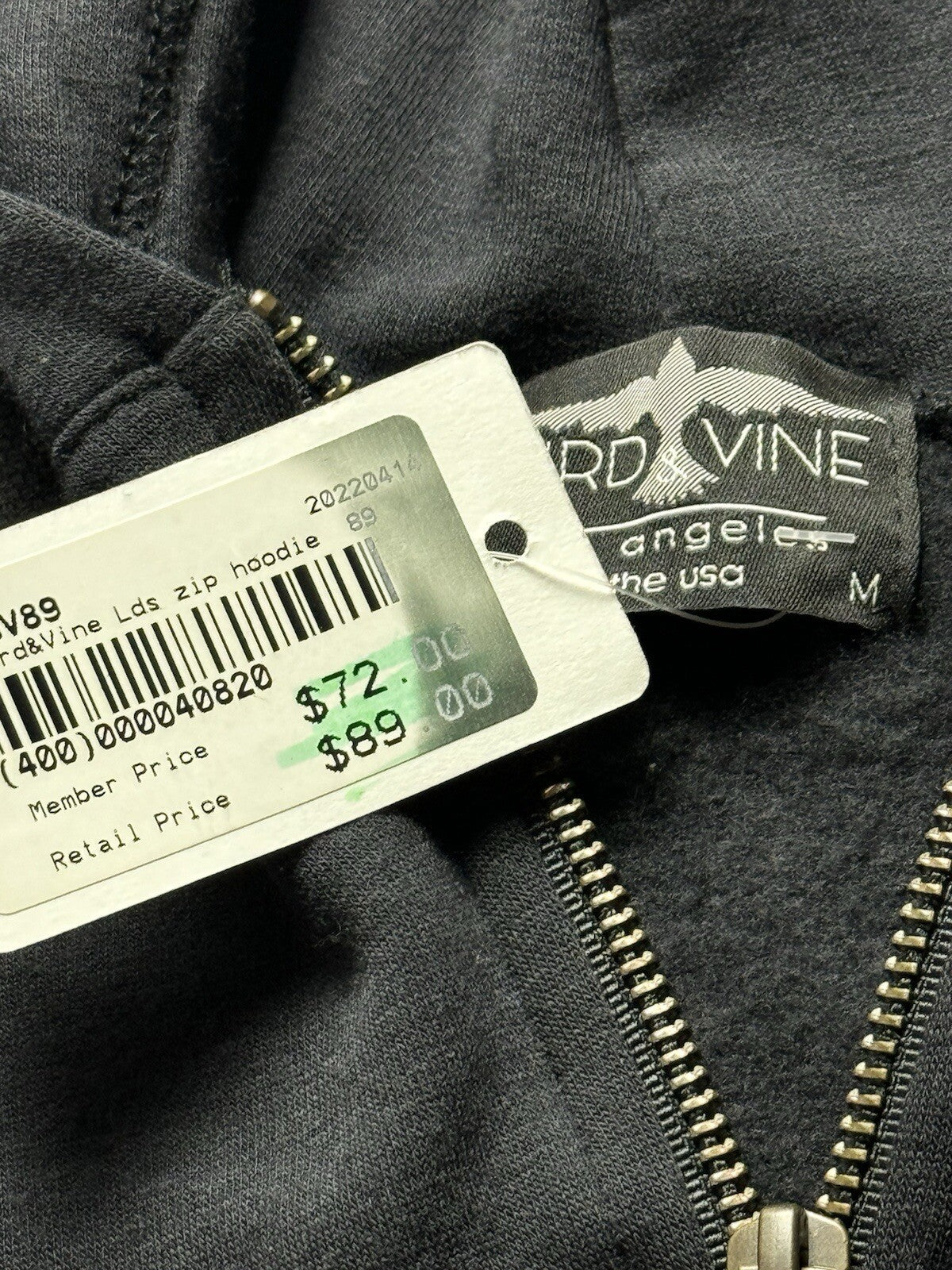 BIRD & VINE Los Angeles Women’s Sz M Tennis Logo Hoodie Sweater.  (B.107)