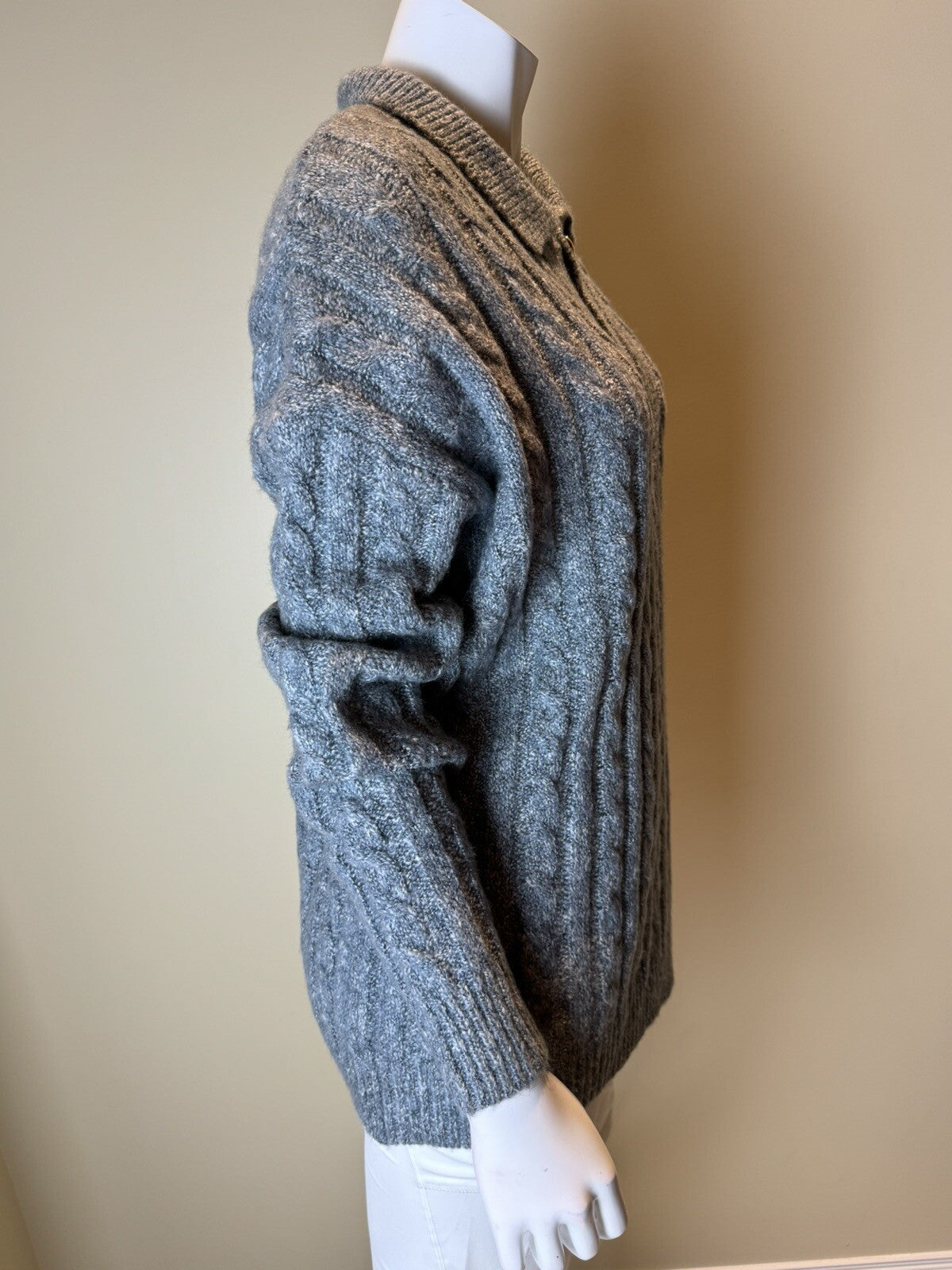 VOLCOM Women's Gray Sweater Size S  (56)