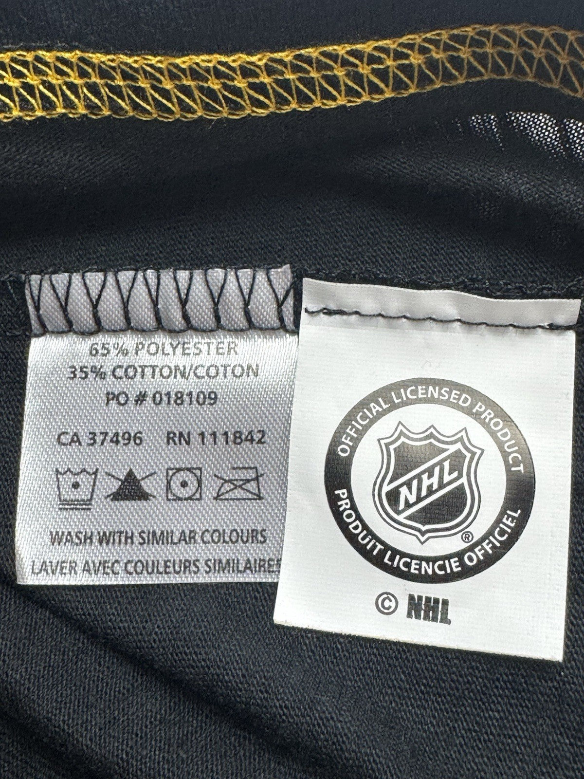 LeverWear Women's T-shirt Sz M   (B.172)