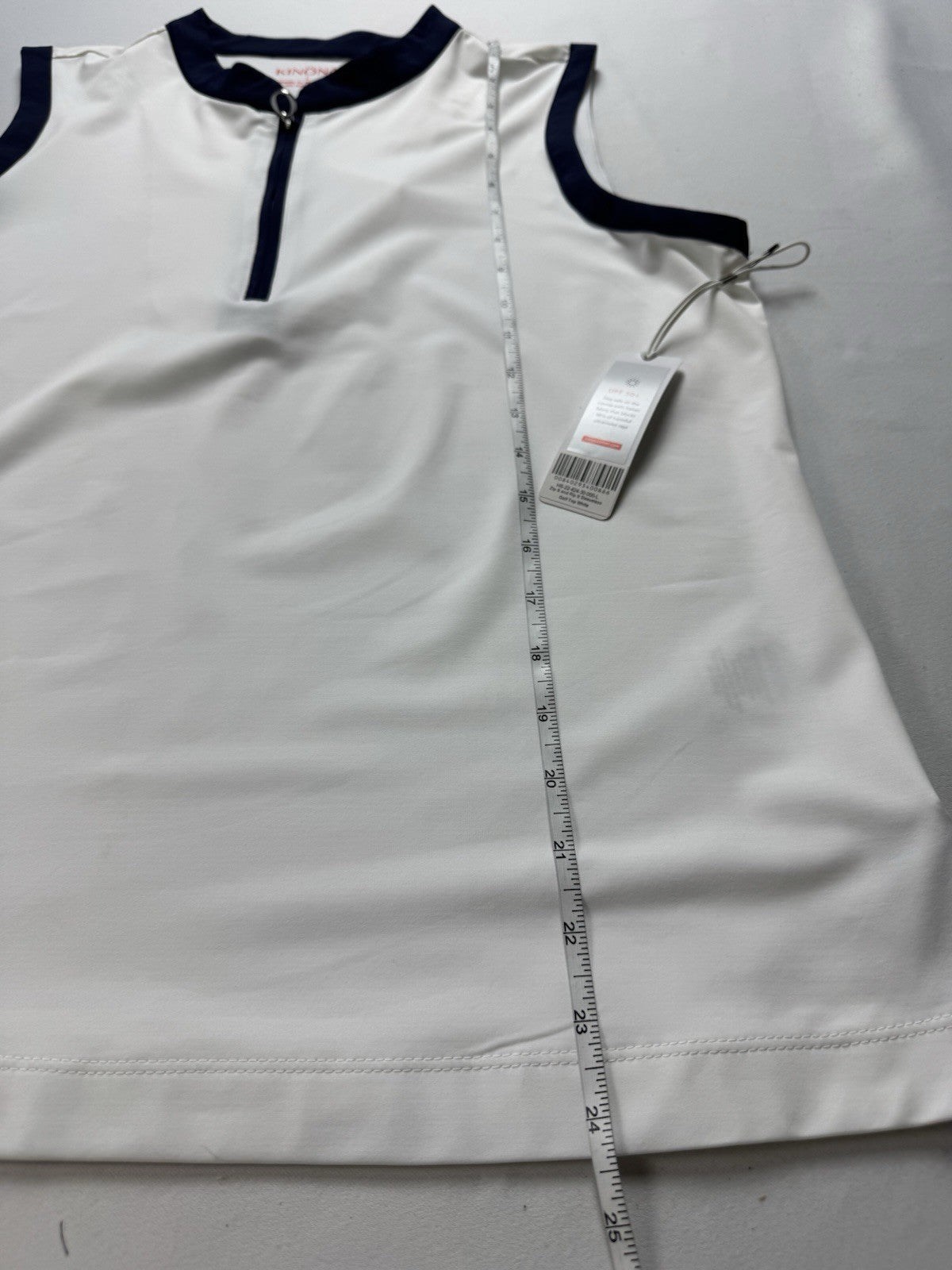 KINONA Women’s Sleeveless Golf Shirt Sz L.   (B.135)