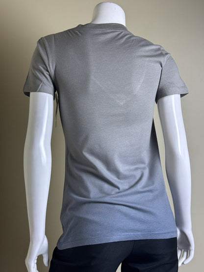 LeverWear Women's Golf shirt Sz M   (B.135)