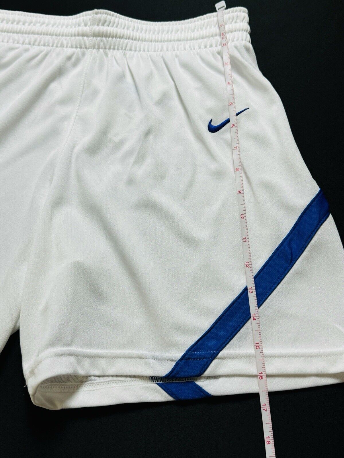 Nike Women's Dri-FIT Basketball Shorts Standard Fit Sz M. (B.79)