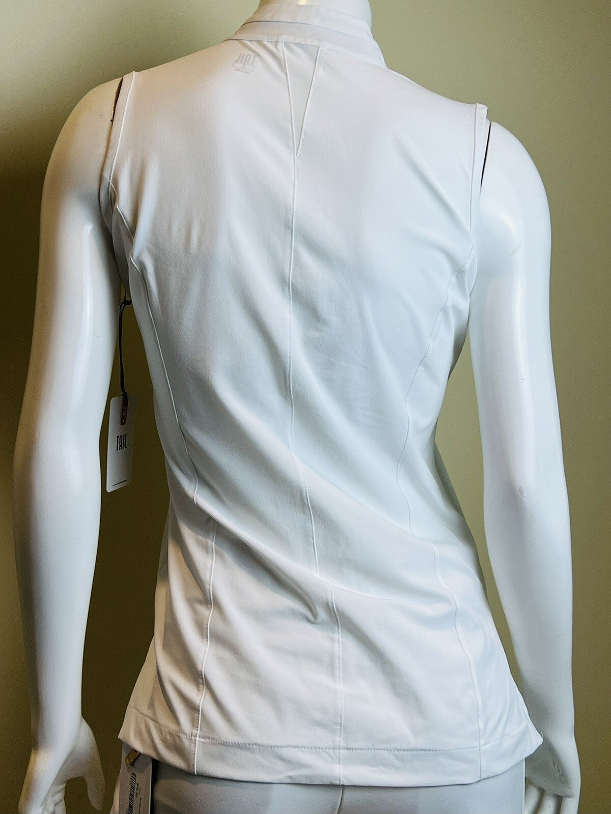 Tail Women's Golf Shirt White Short Sleeve Size S (B.13)