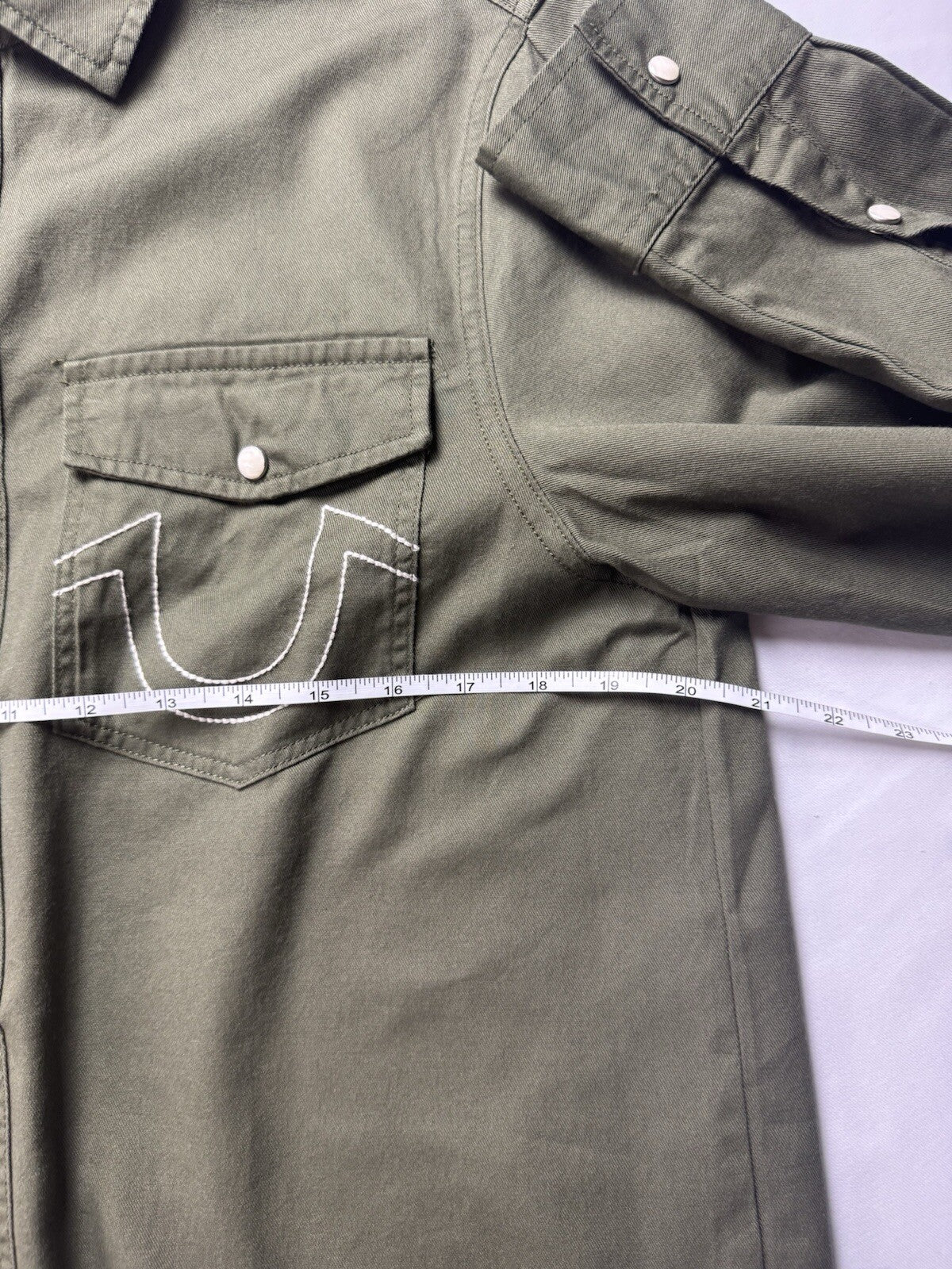 $89 True Religion Pearl Snap Button Down Long Sleeve Shirt Size S.   (B.143)