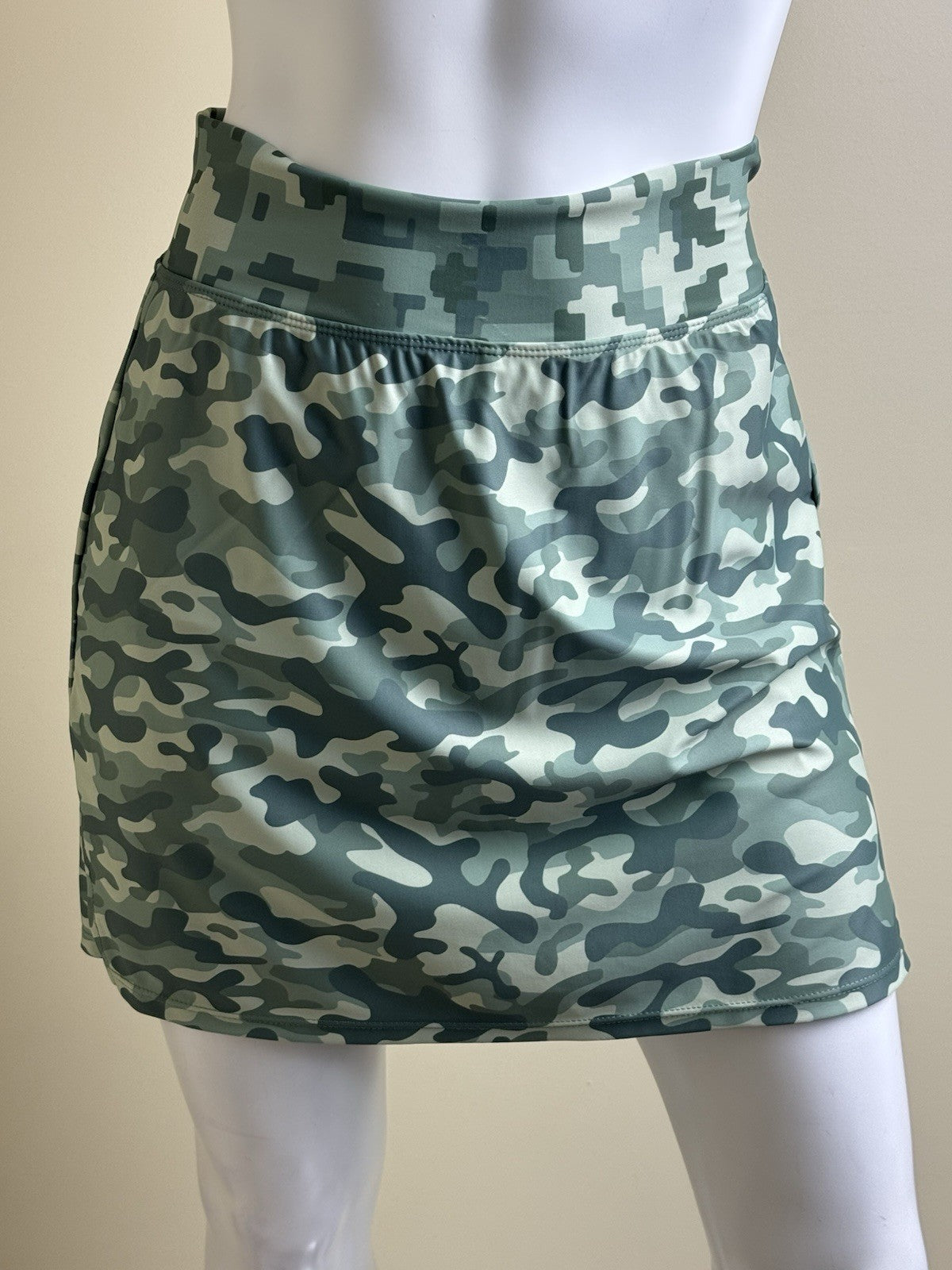 Skort Obsession Women's Golf Skort Skirt Sz XL     (B.154)