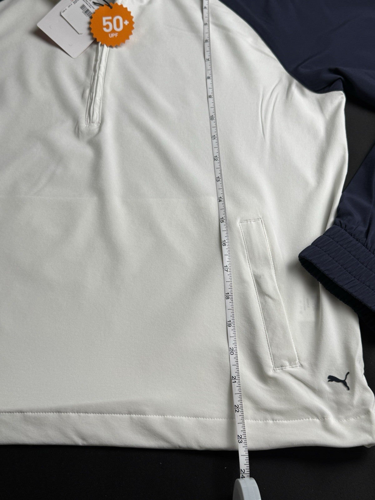 PUMA Women's Golf Sweatshirt Sz S.  (B.065)