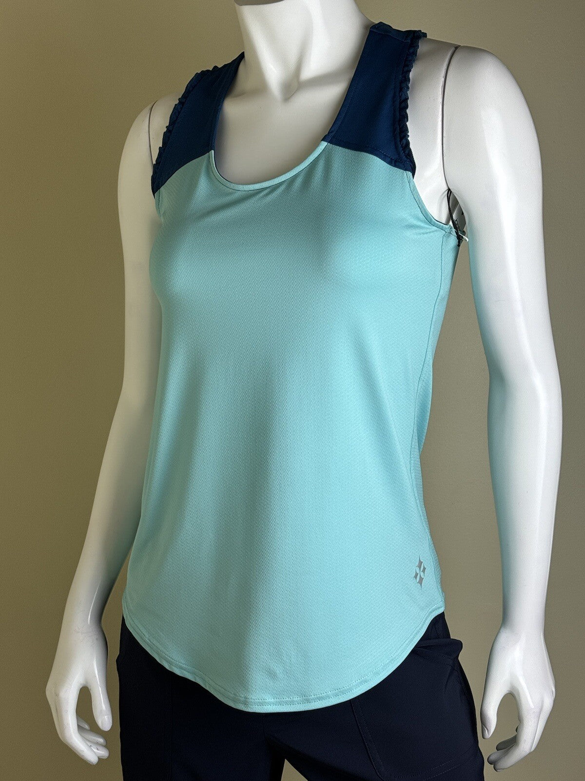 JOFIT Women's Golf Tank/Top Size S.   (B.78)