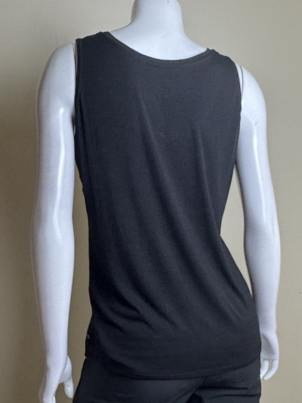 $44 CALVIN KLEINWomen’s Tank Top W/ Rhinestones Size L.       (B.044)