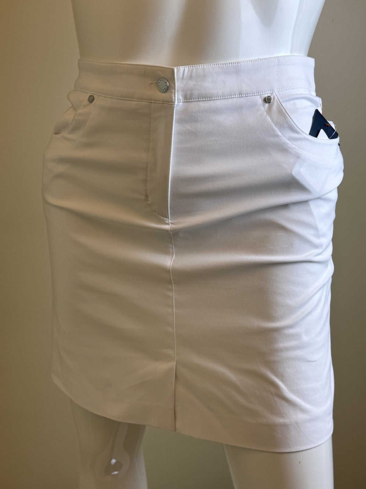 LOHLA SPORT Los Angeles Skort Tennis/golf Skirt Size 8    (B.161)