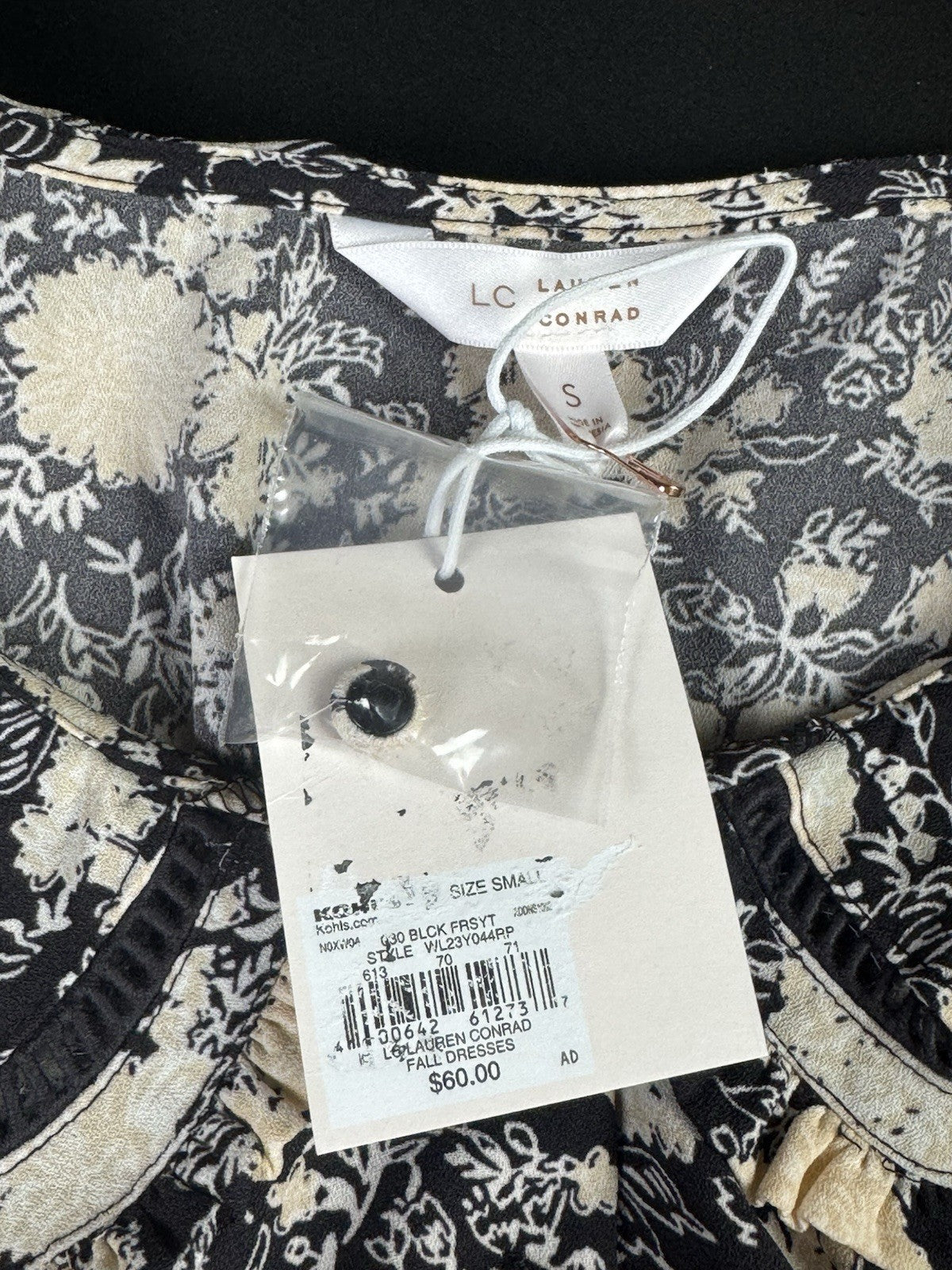 $60 Lauren Conrad Floral Maxi Dress Sz S.  (B.177)