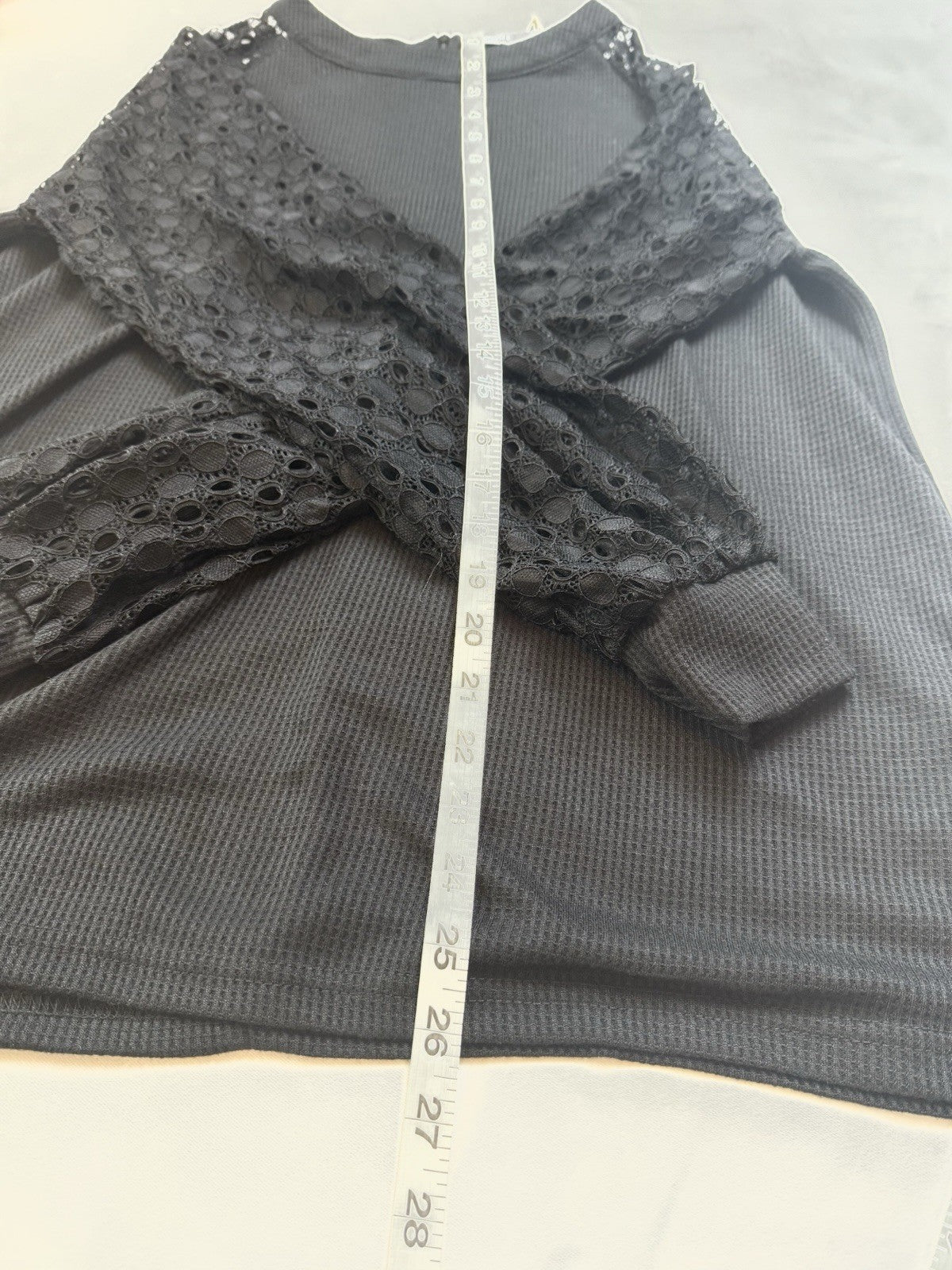 Miholl Women's Blouse Lace Long Sleeves Size L. (B.167)