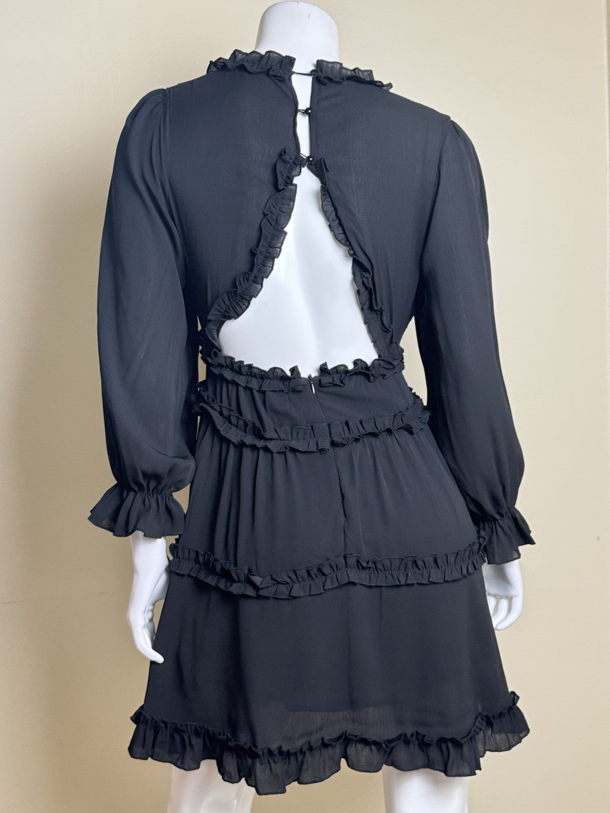 Women’s Black Fit and Flared Dress Sz XS     (B.179)