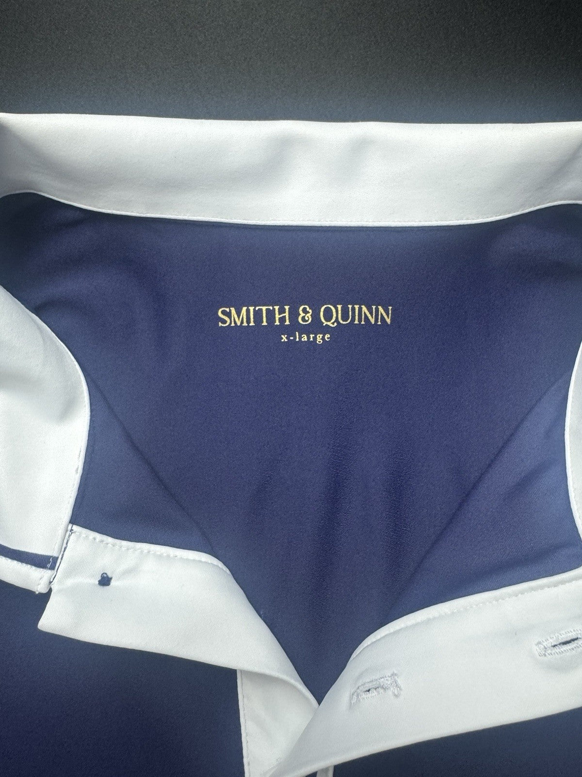 Smith & Quinn Women’s Golf Shirt Size XL.      (B.159)