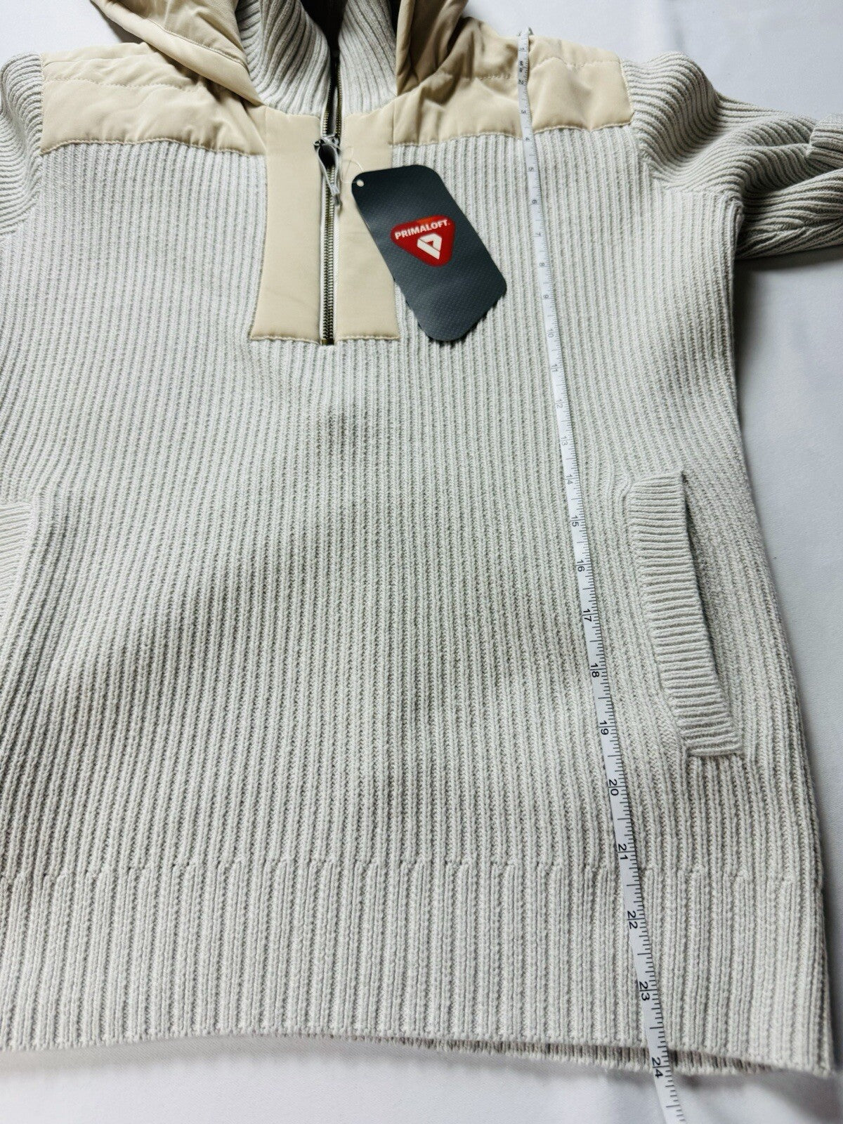 Puma Women's Hooded Golf Sweater Size S.   (B.112/6)