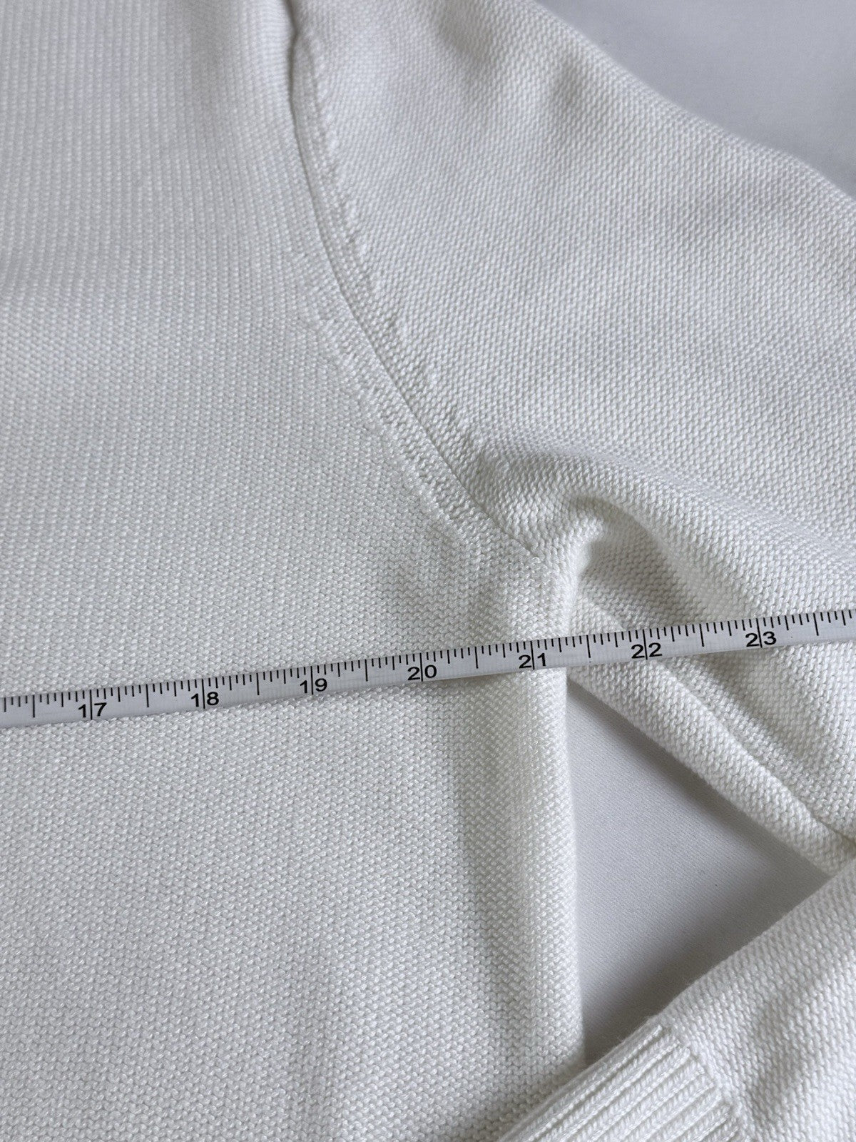 Puma Women's Golf Cardigan Size M.   (B.097)