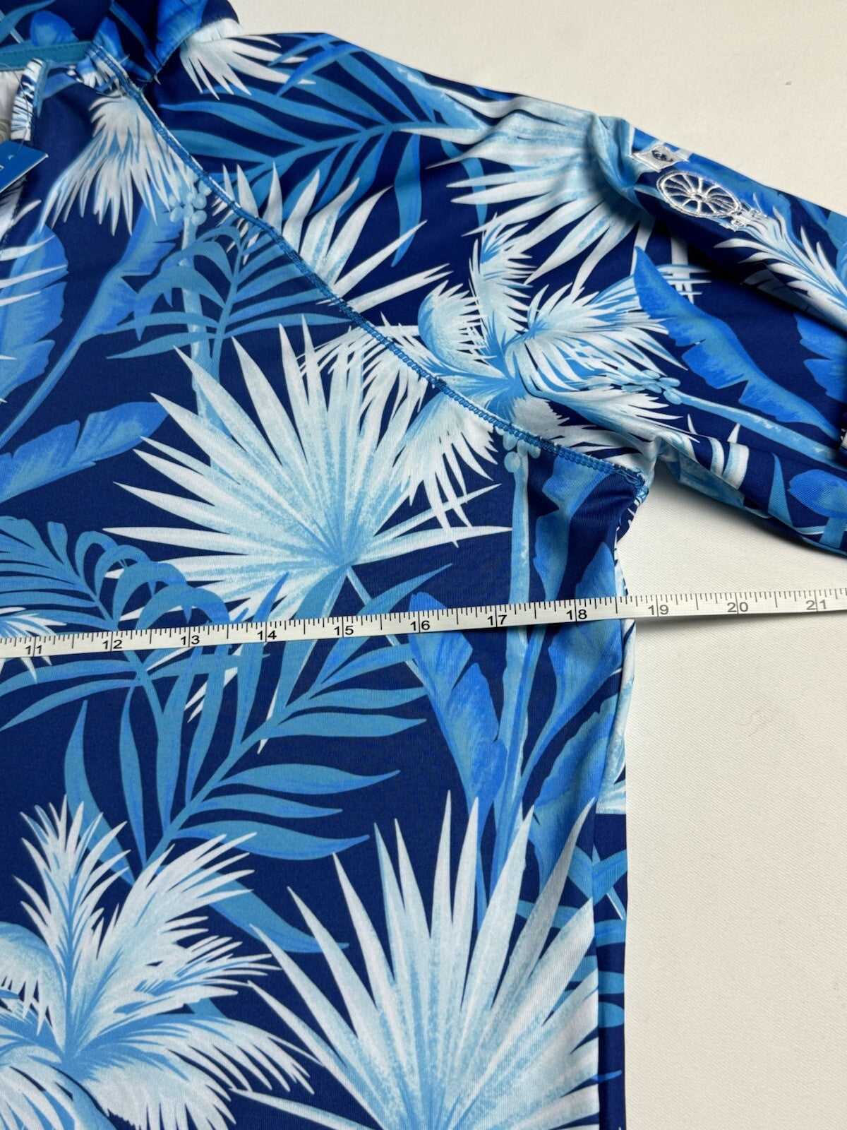 Scales Women’s Golf Sweatshirt Sz M    (B.109)