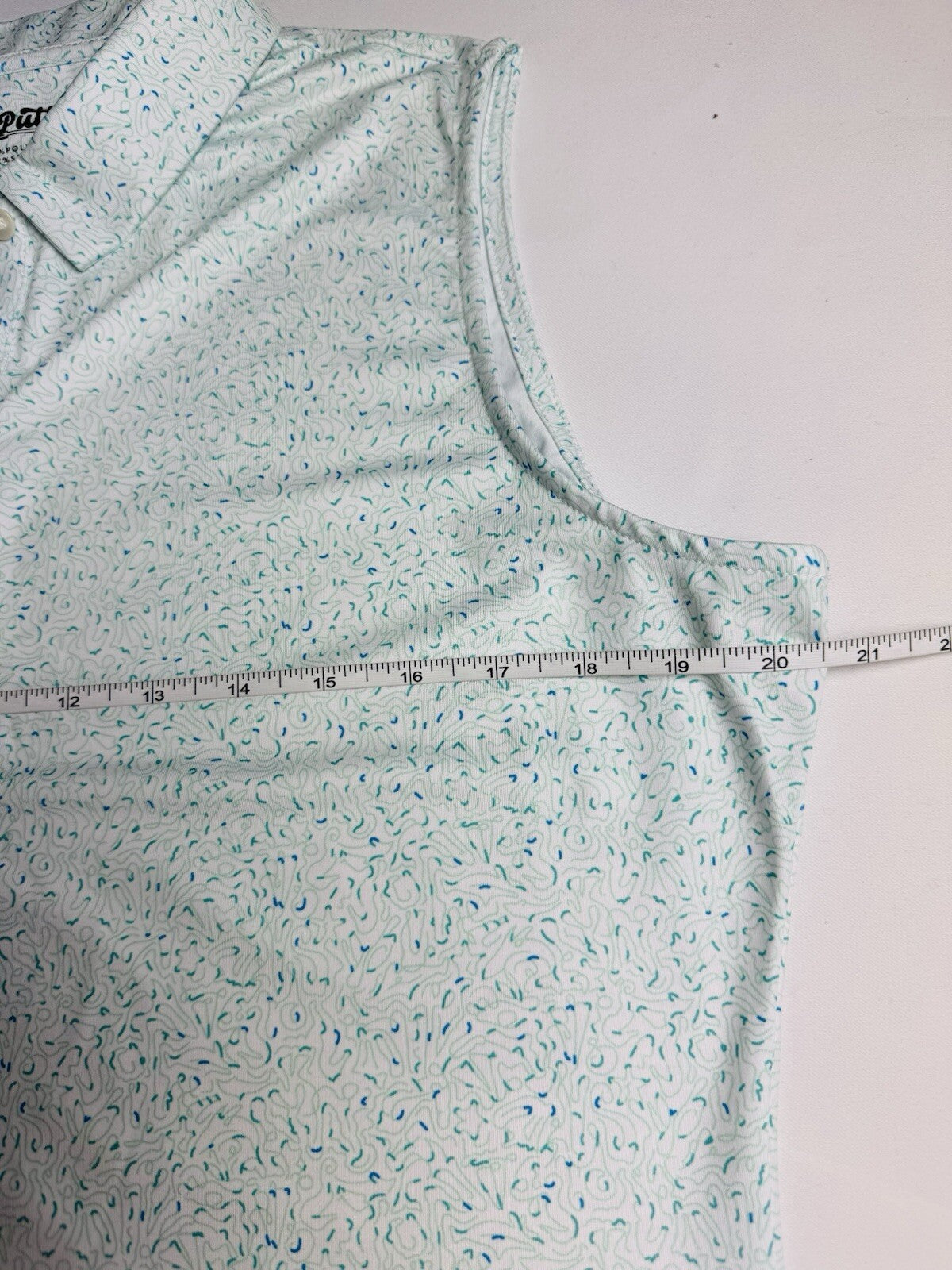 2 PUTT Women’s Golf Shirt Sz XL.    (B.38)