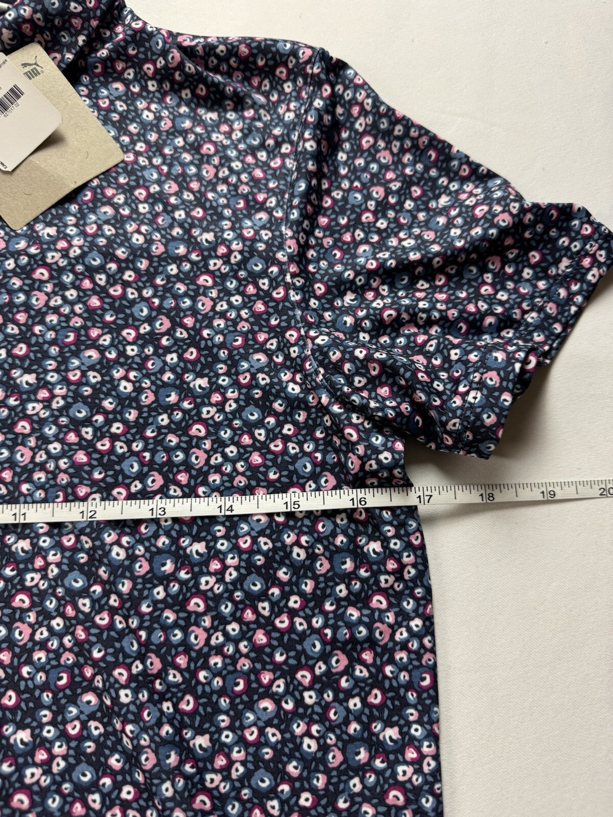 Puma Women’s Golf Shirt Sz S.   (B.131/1)