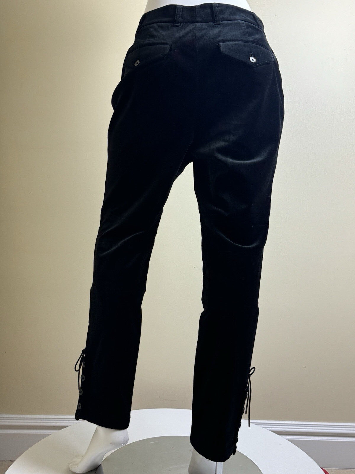 $225 Ralph Lauren Women’s Black Velvet Pants Sz 10.  (B.89)