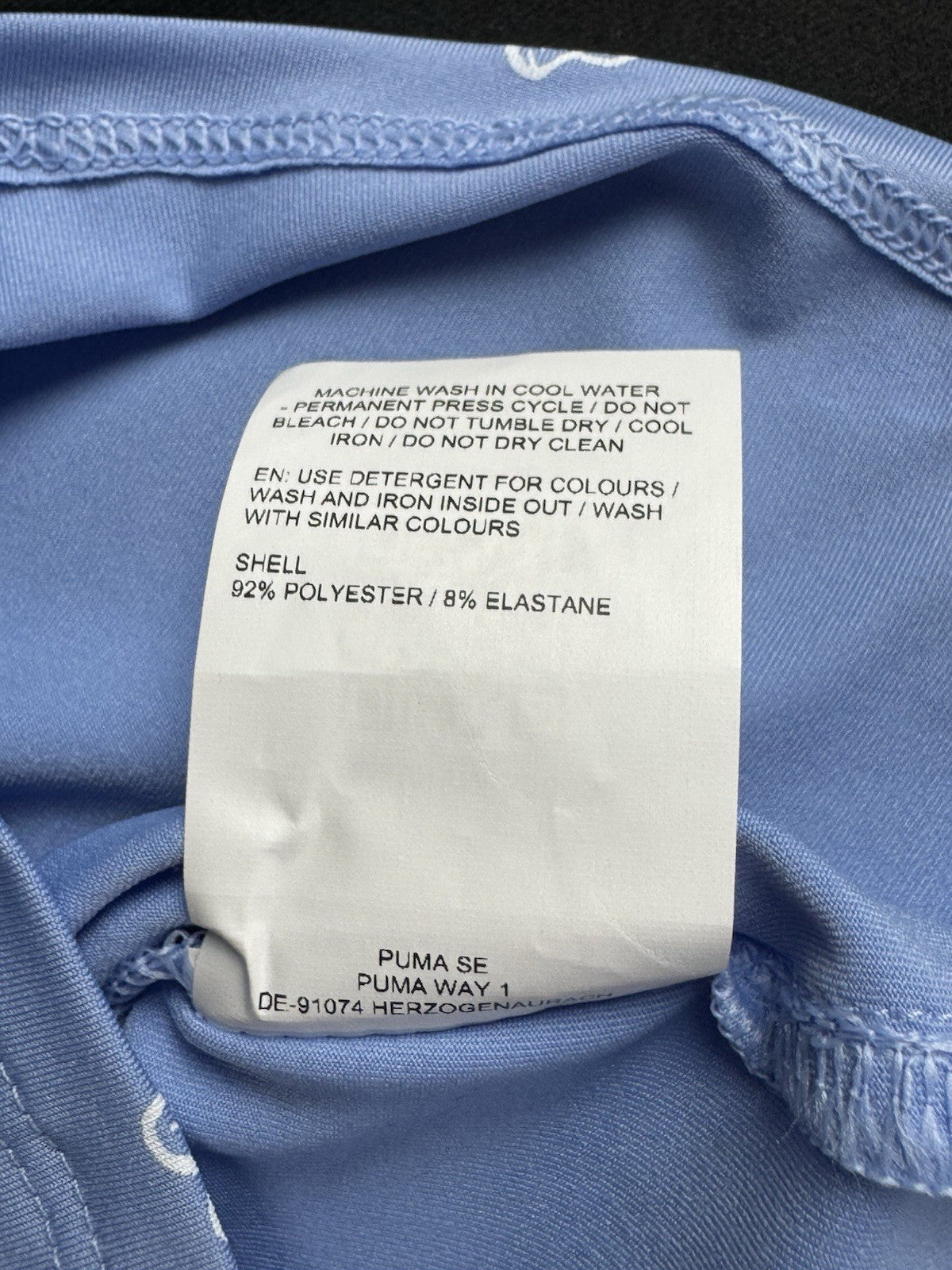 Puma Women’s Golf Shirt Sz S.   (B.188)