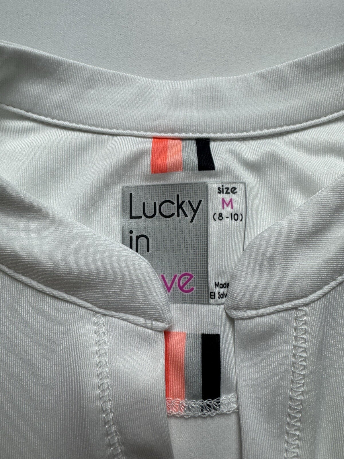 Lucky In Love Women’s Top Sleeveless Tennis Golf Shirt Sz M.     (B.139)
