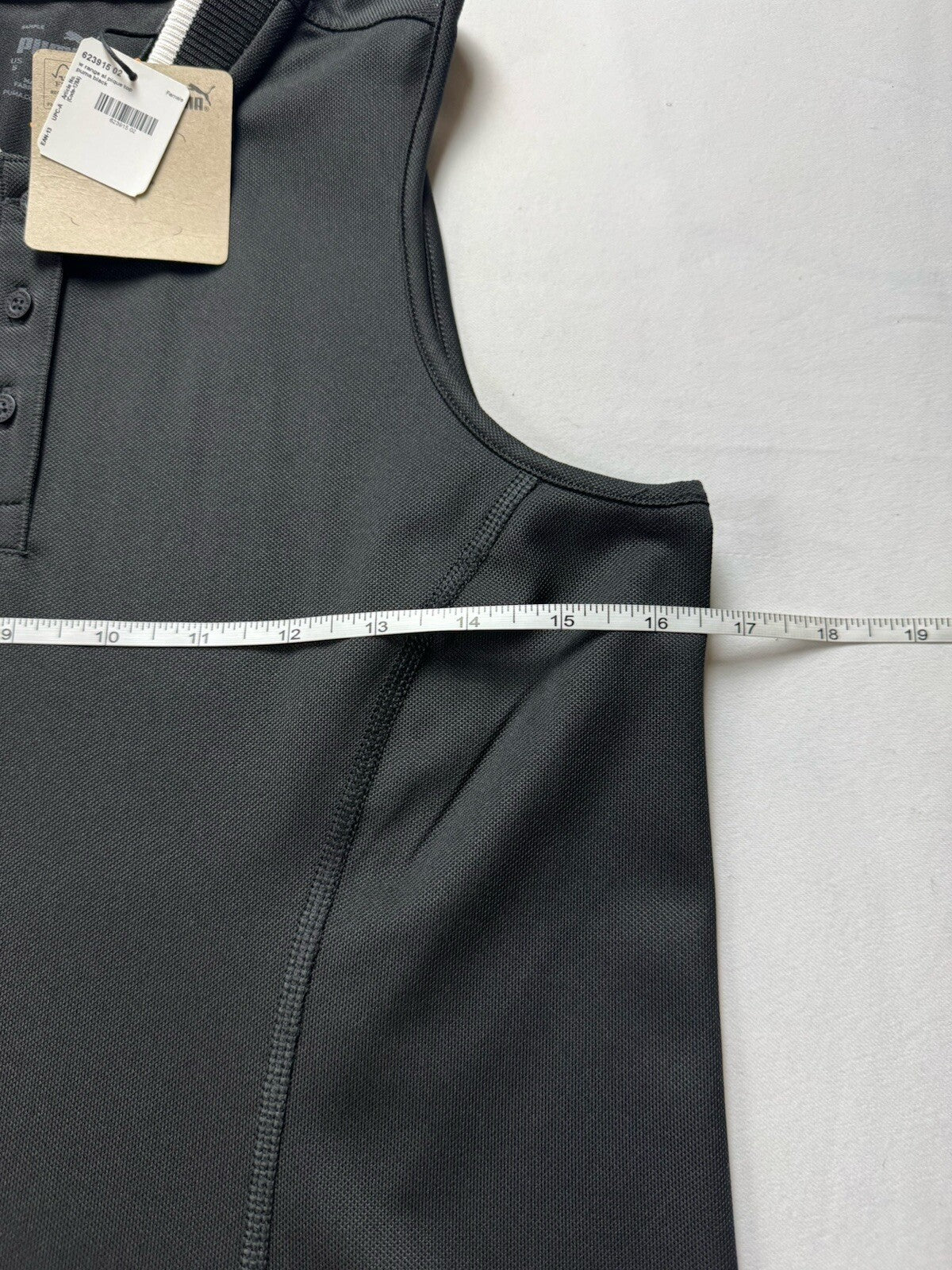 Puma Women’s Golf Shirt Sleeveless Sz S.  (B.130/1)