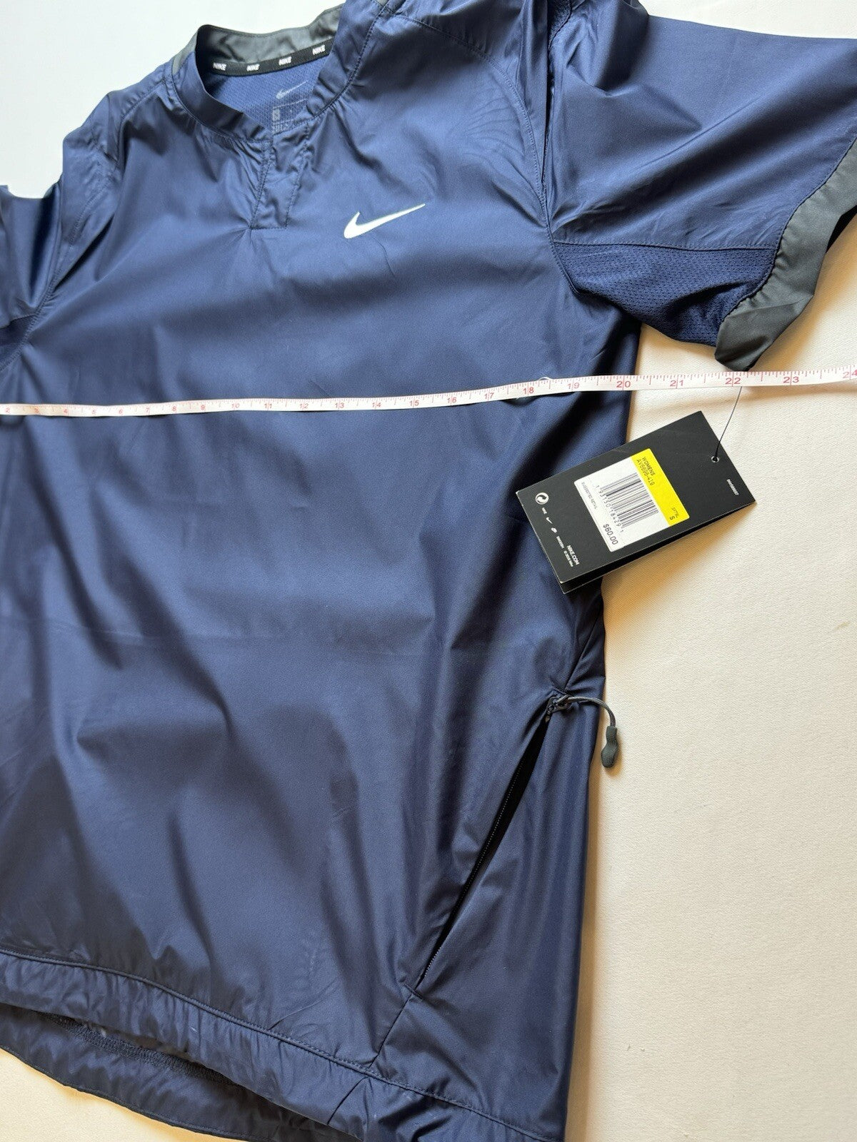 $60 Nike Yoga Women's Navy Size S Short Sleeve Yoga Top. (B66)