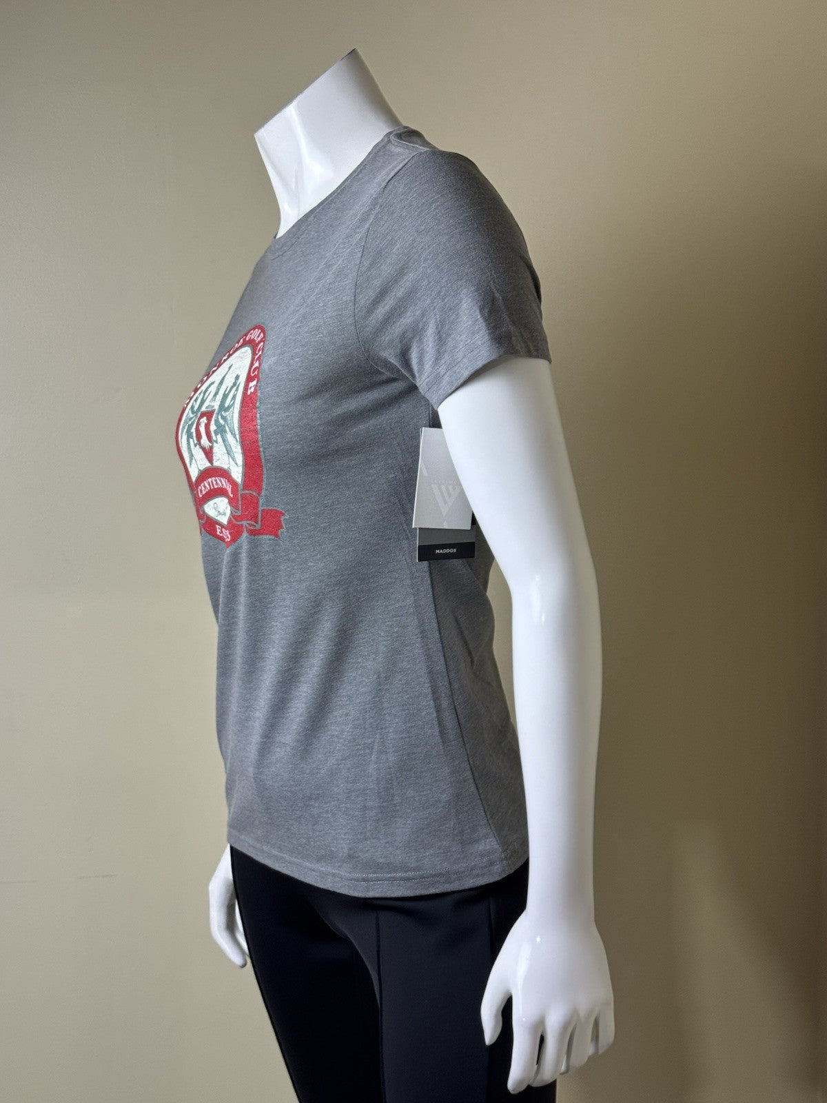 LeverWear Women's Golf shirt Sz XS   (B.165)