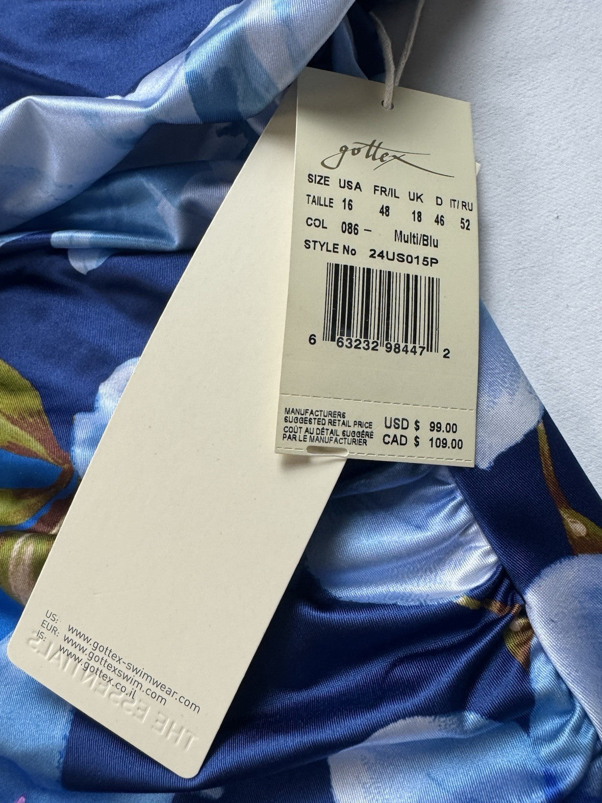 $99 Gottex Women's One Piece Swimsuit Size 16.      (B.150)