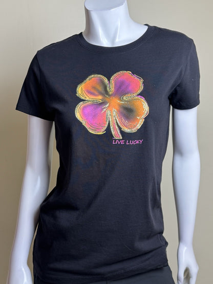 Black Clover Women’s T-Shirt Clover Logo Sz XL  (B.044)