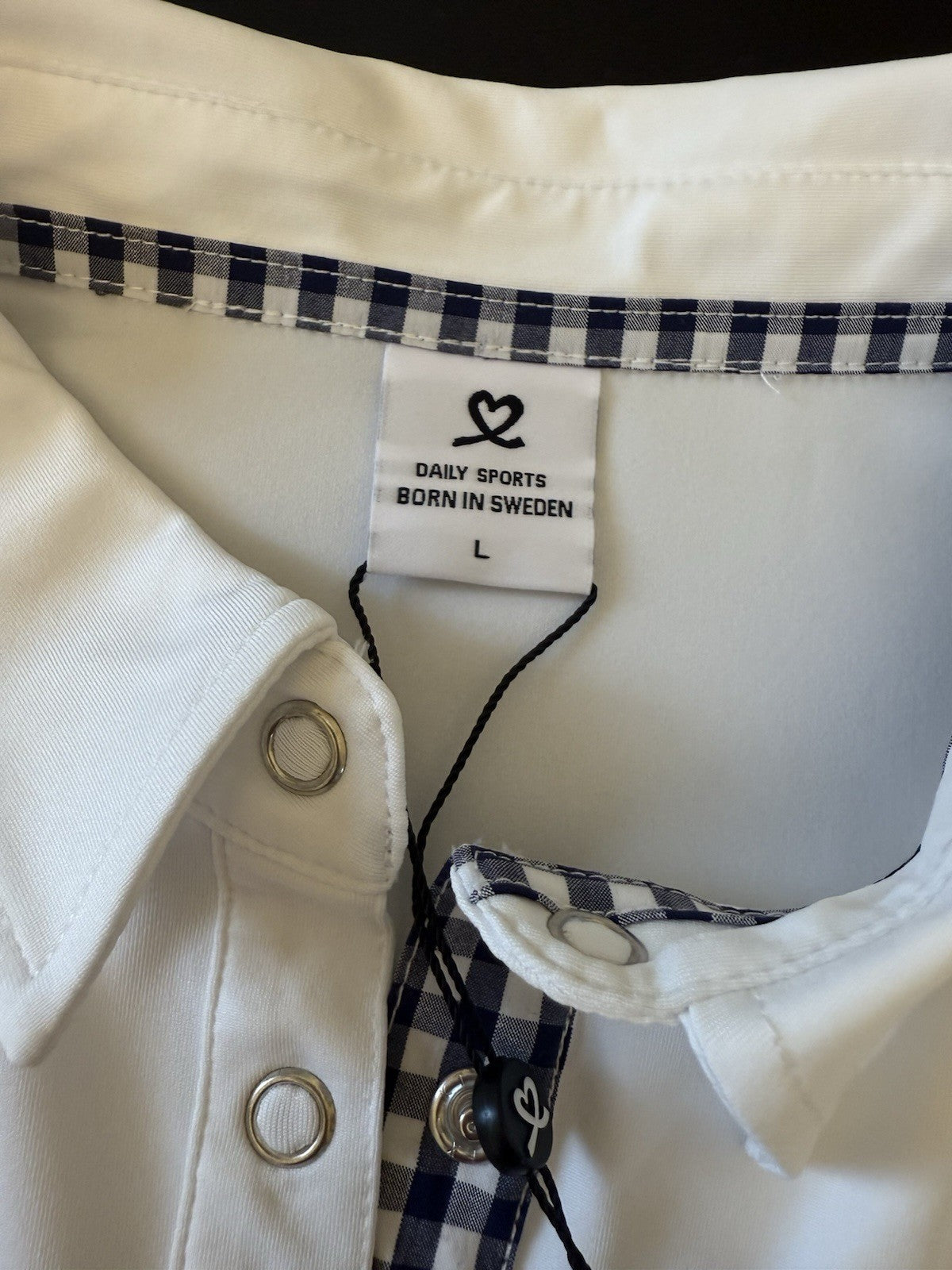 Daily Sports Women’s Golf Shirt Sz L     (B.161)