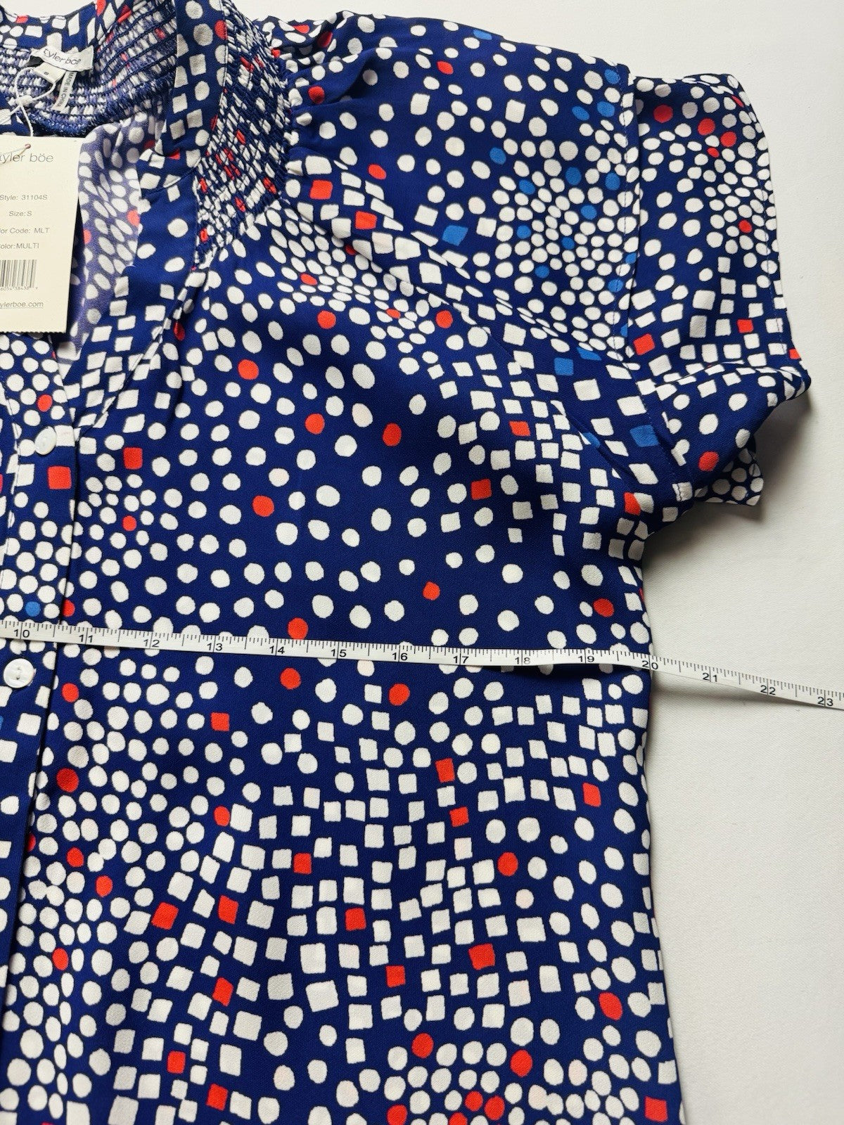 Tyler Boe Women’s Blue Multi Blouse Sz S     (B.158)