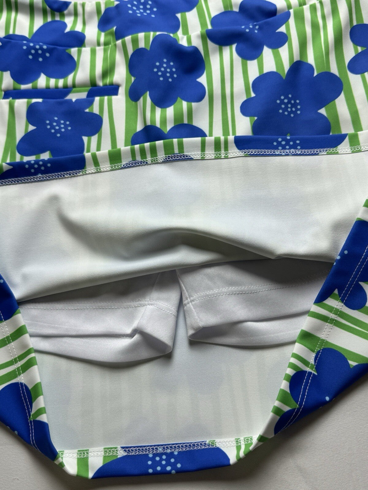 $185 Melly M Women's Skirt Skort Floral Sz XS. (B.58)