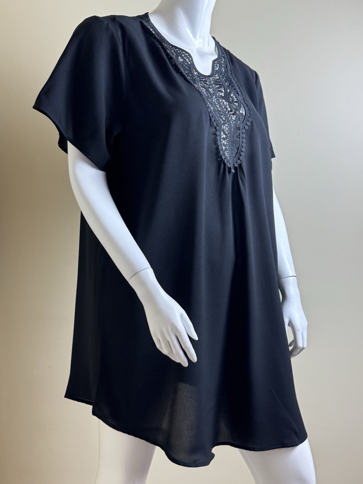 Ours Fashion For Beauty Women’s Black Dress Sz XL.  (B.166)