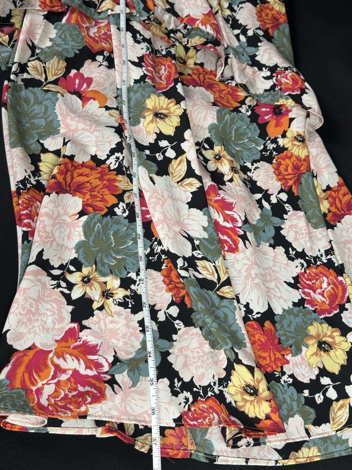 Eclair Women’s Ruffle Floral Dress Size S.  (B.176)
